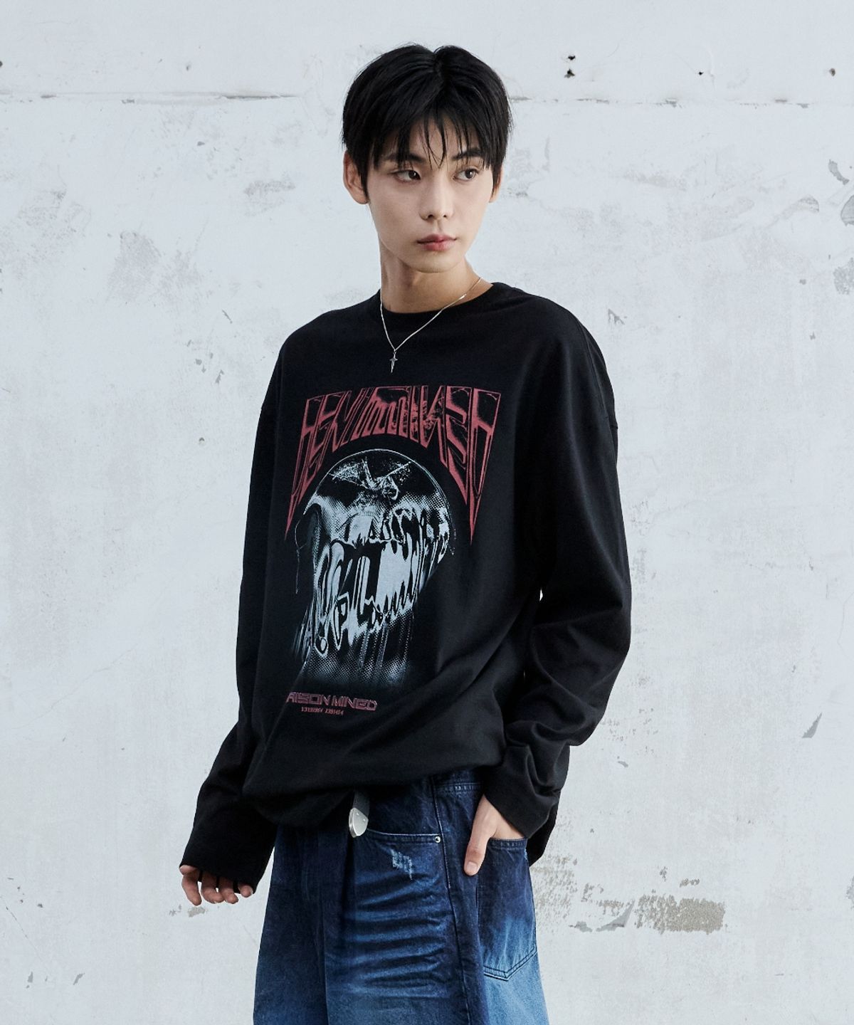메종미네드(MAISON MINED) STICKY LONG SLEEVE BLACK