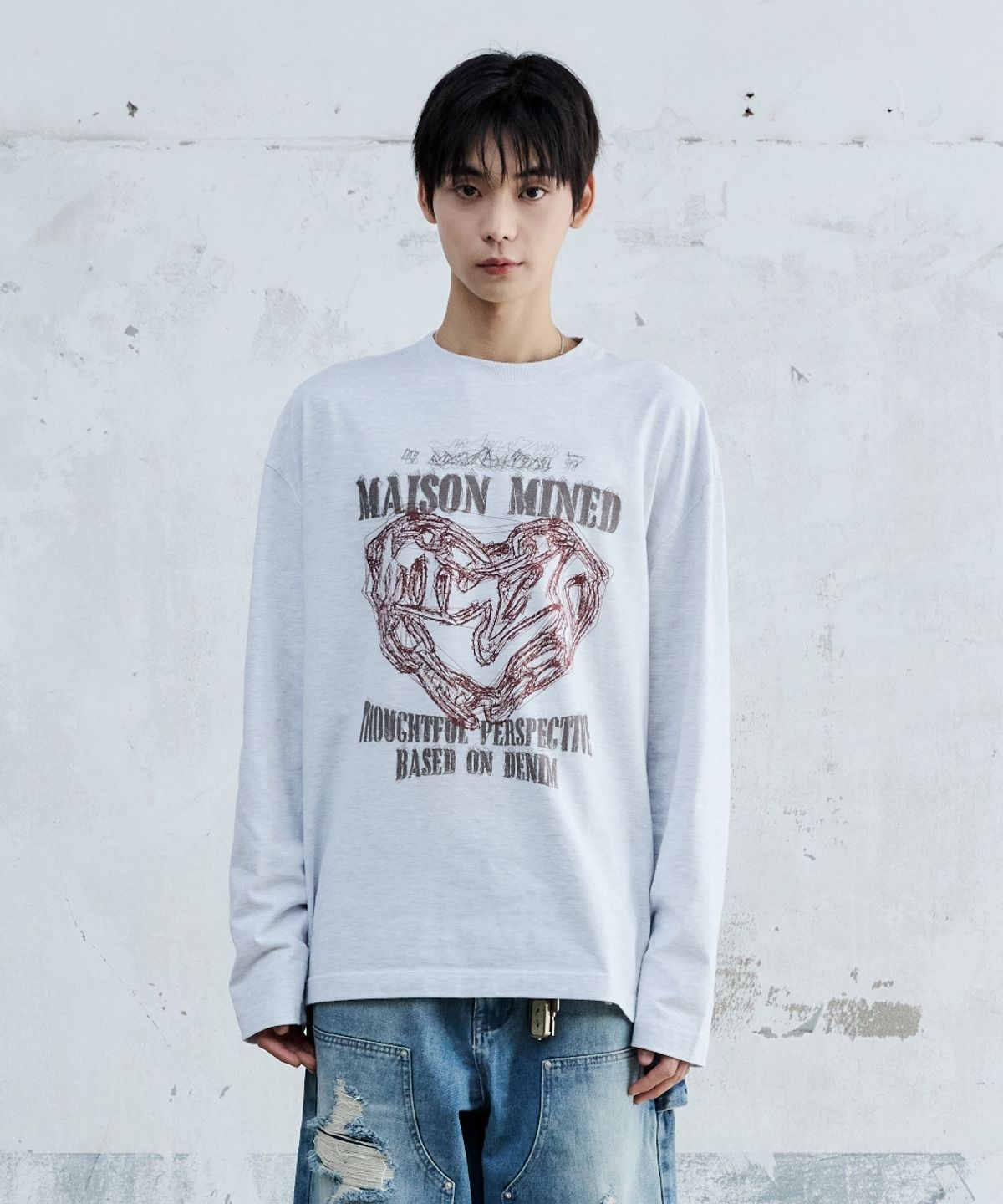 메종미네드(MAISON MINED) DOODLE HEART LONG SLEEVE MELANGE WHITE