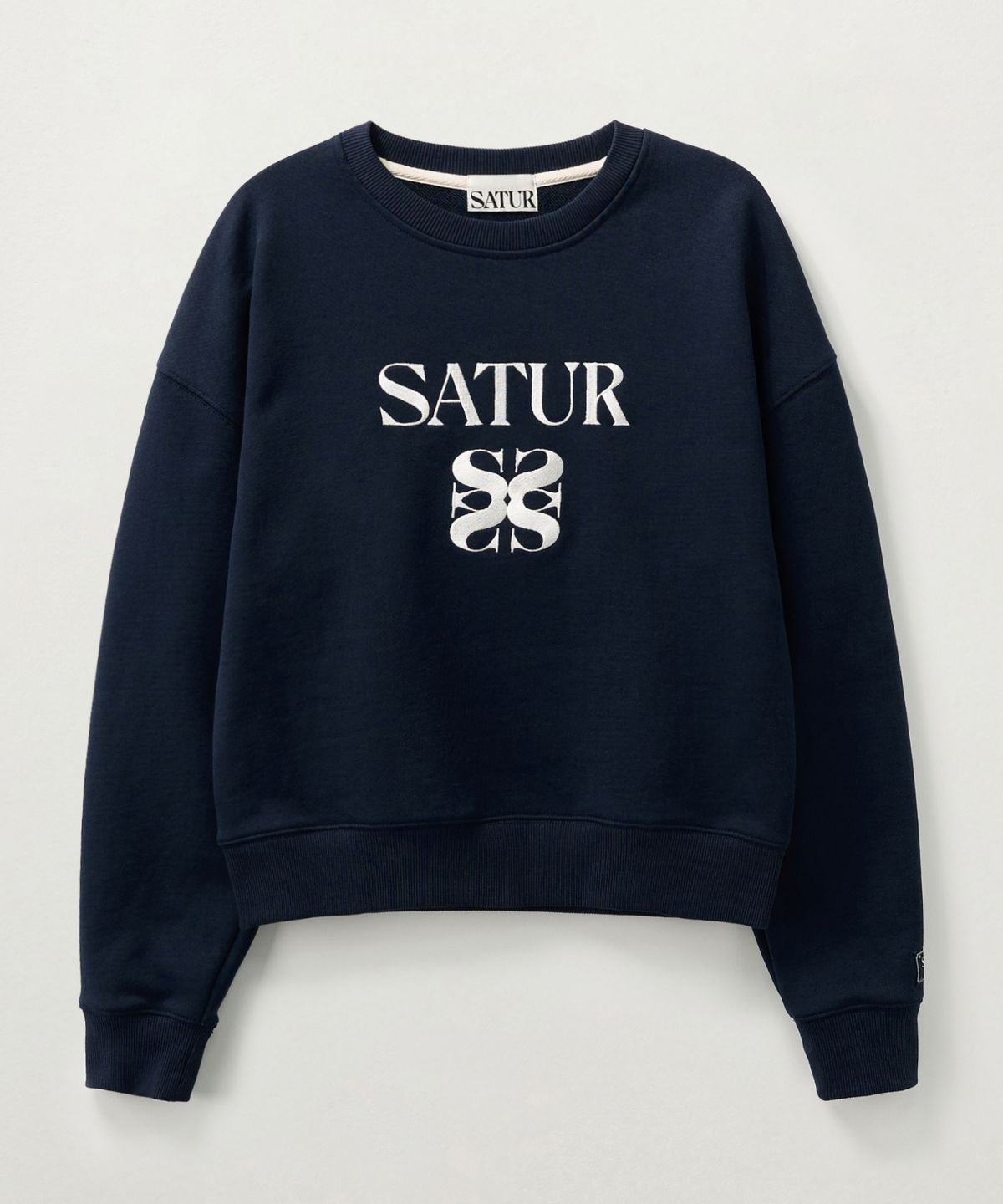 세터(SATUR) (W) 클래식 로고 크롭 스웨트셔츠 네이비