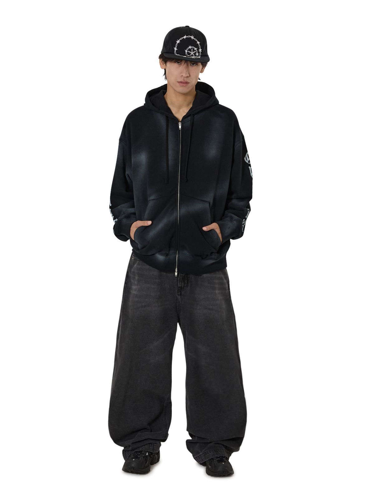 오픈야드(오와이)(OPENYARD(OY)) DIRTY SPRAY EFFECT HOODIE ZIP UP - BLACK