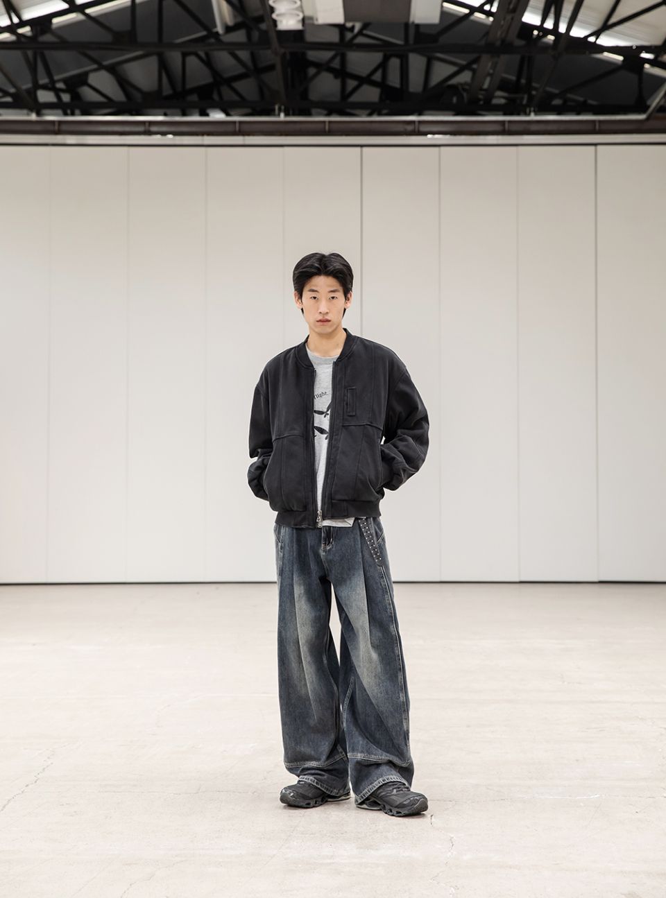 MUSINSA | BEGIN202 Beneata Two-Tuck Denim Pants [Deep Fade Blue]