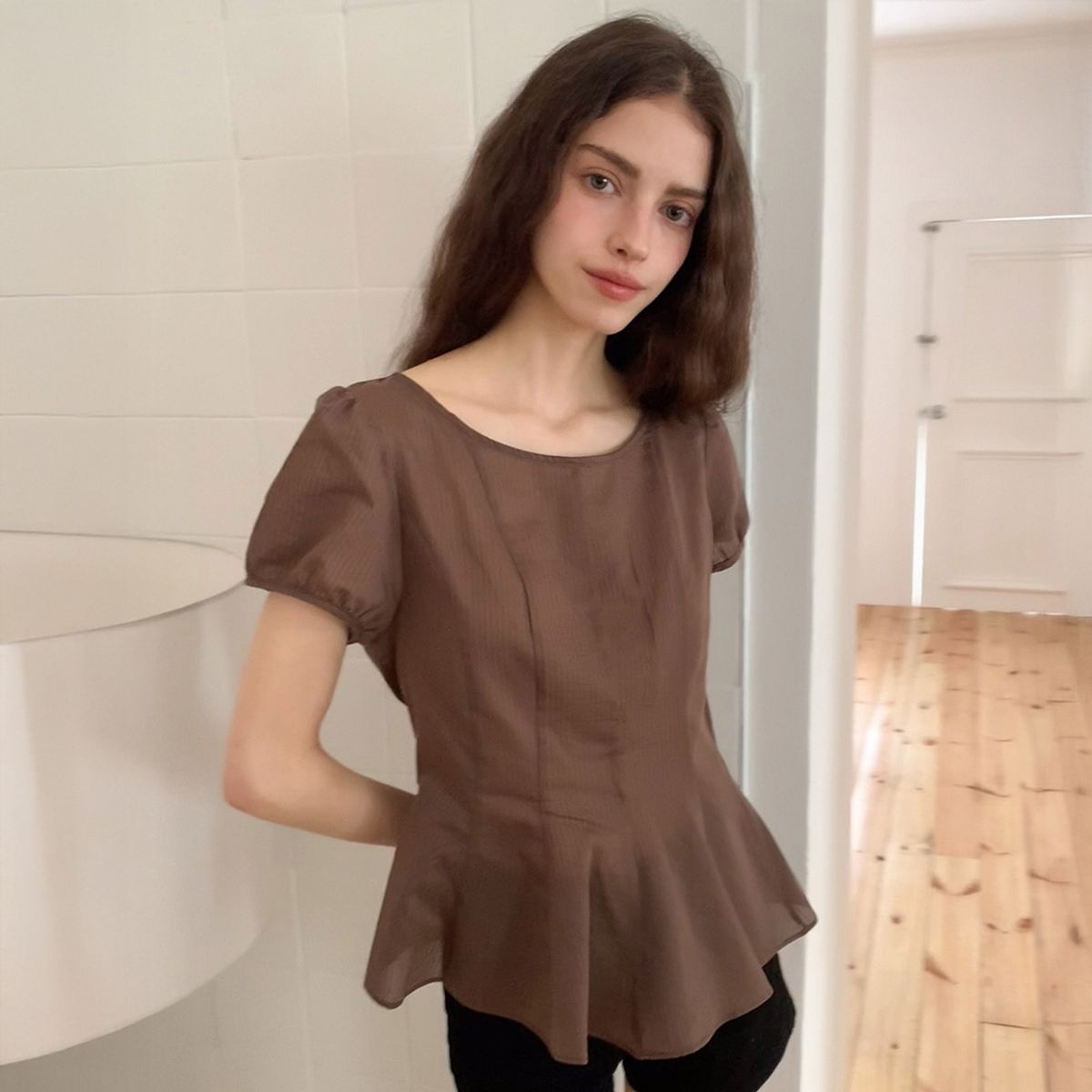 리리수(LILISU) Masion Blouse / Brown