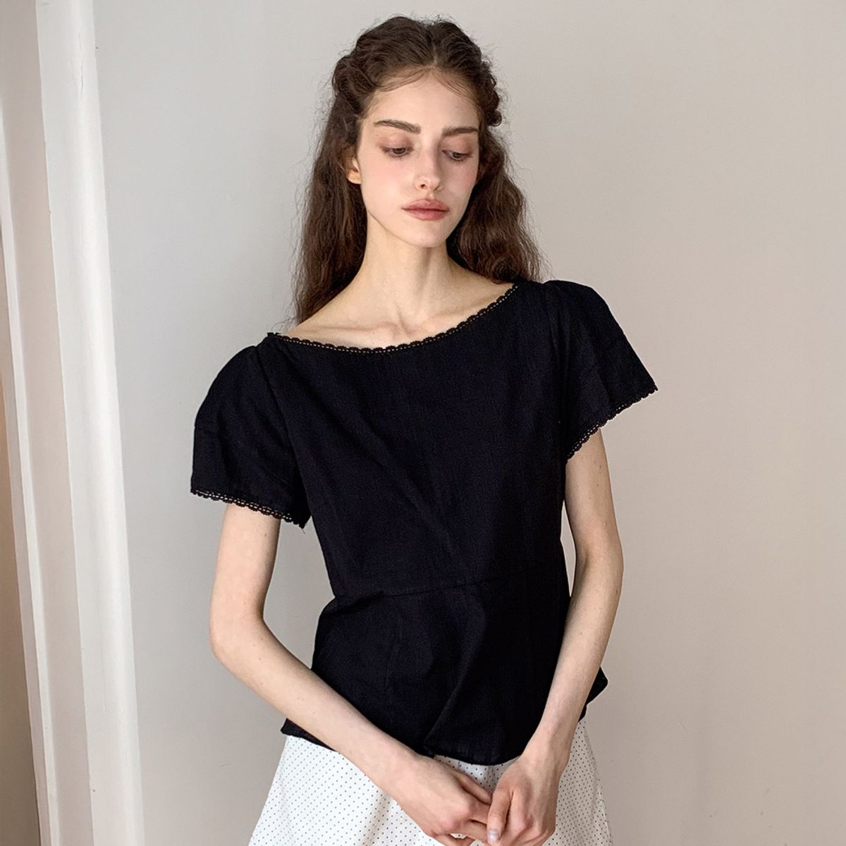 리리수(LILISU) Dewy Blouse / Black