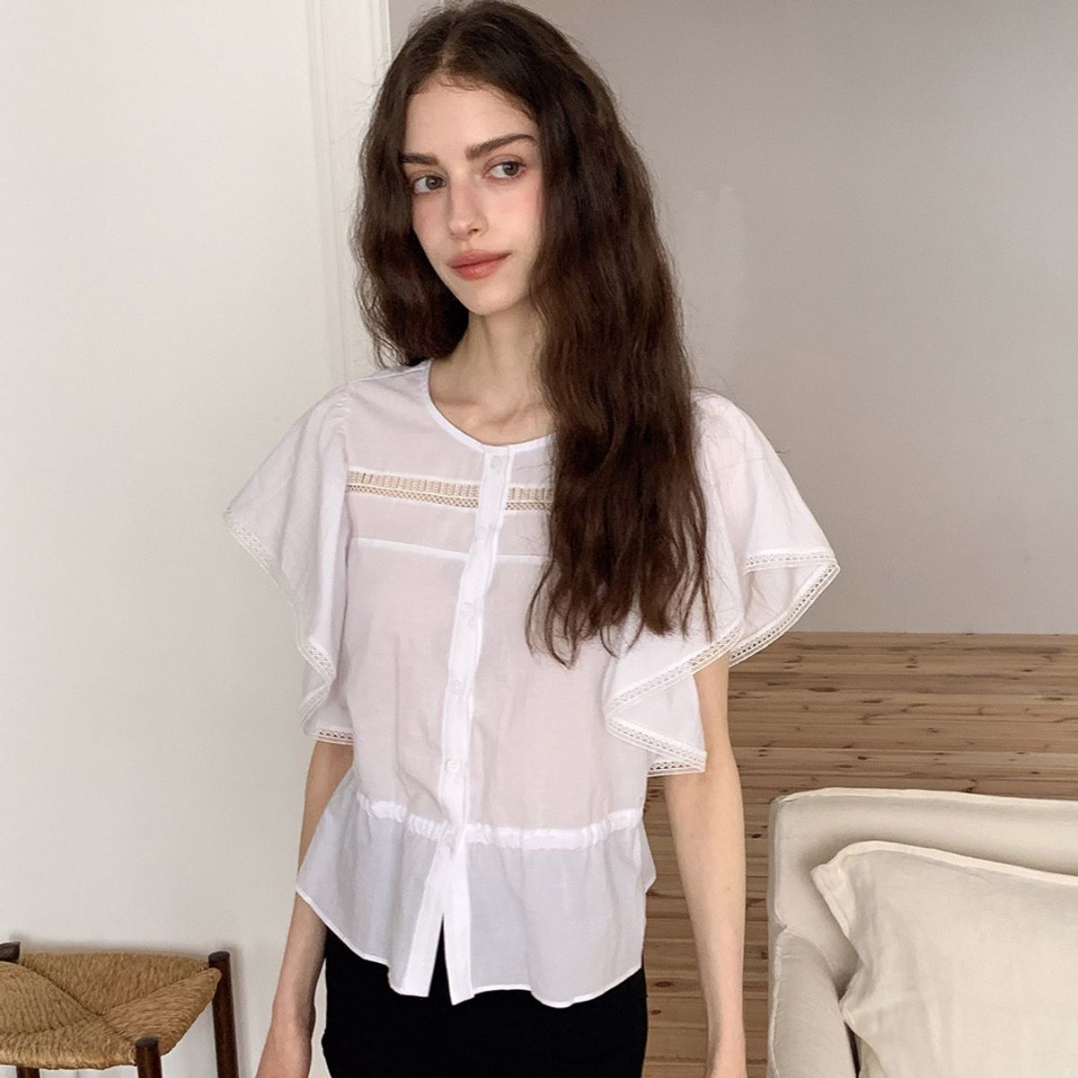 리리수(LILISU) Zooey Blouse / White