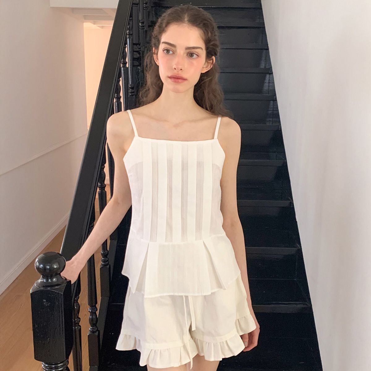 리리수(LILISU) Momo Pants / White