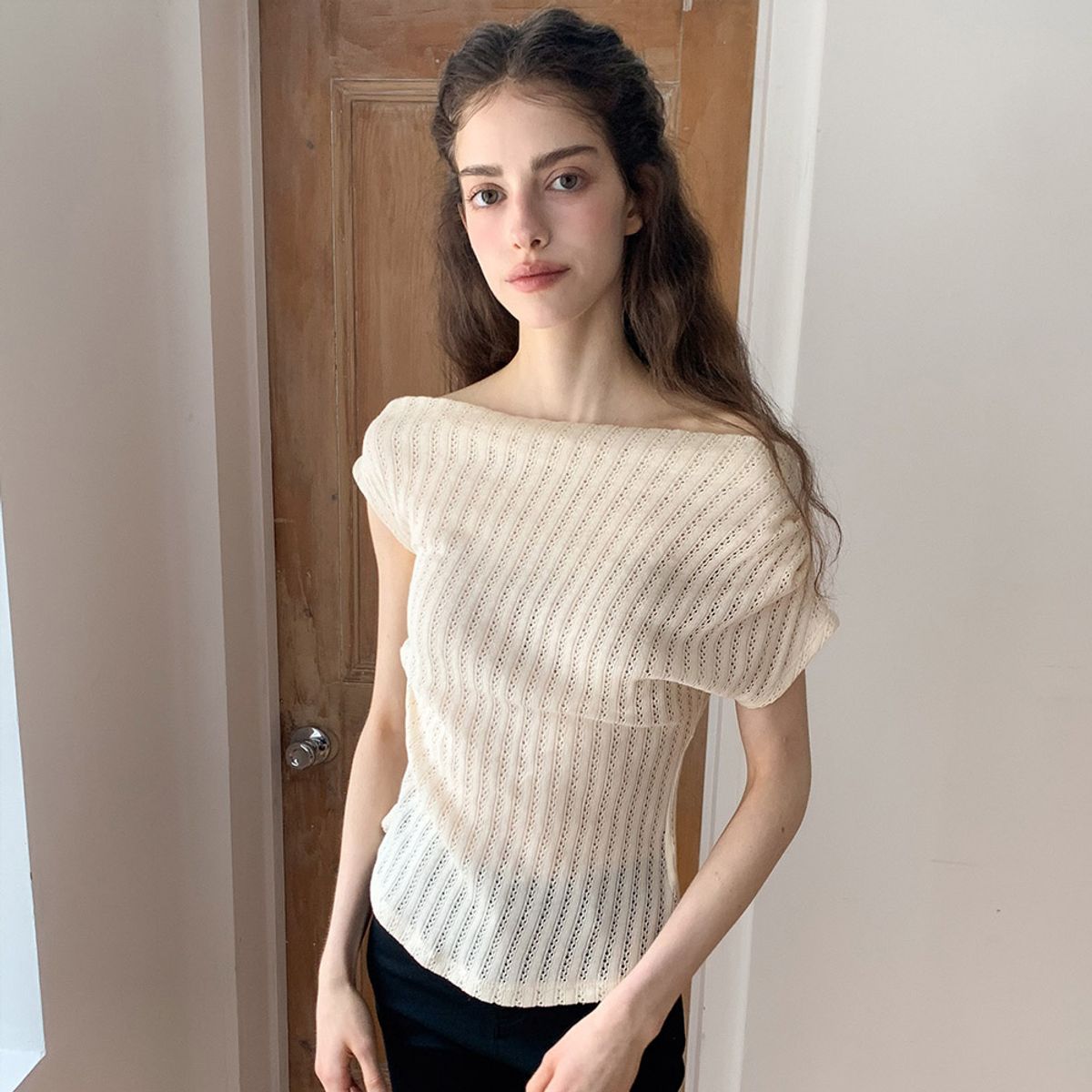 리리수(LILISU) Nara T shits / Ivory