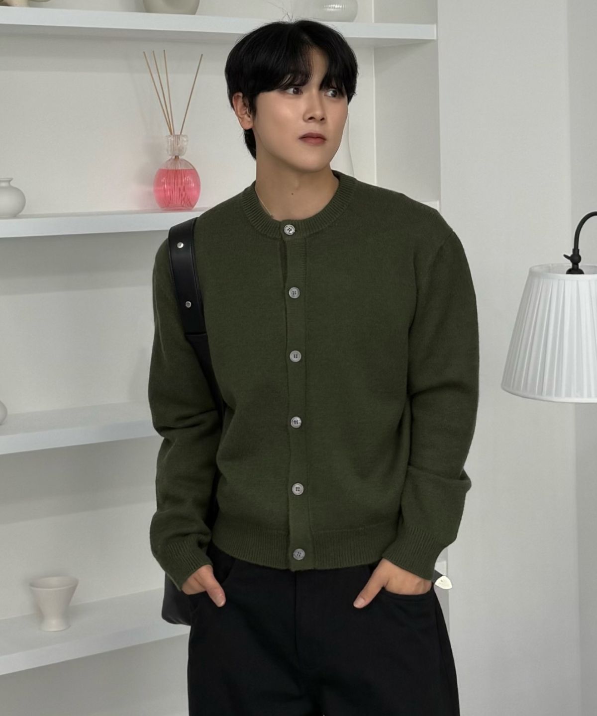 효지(HYOJI) FW 워셔블 에센셜 라운드 크롭 니트 가디건 (7컬러)