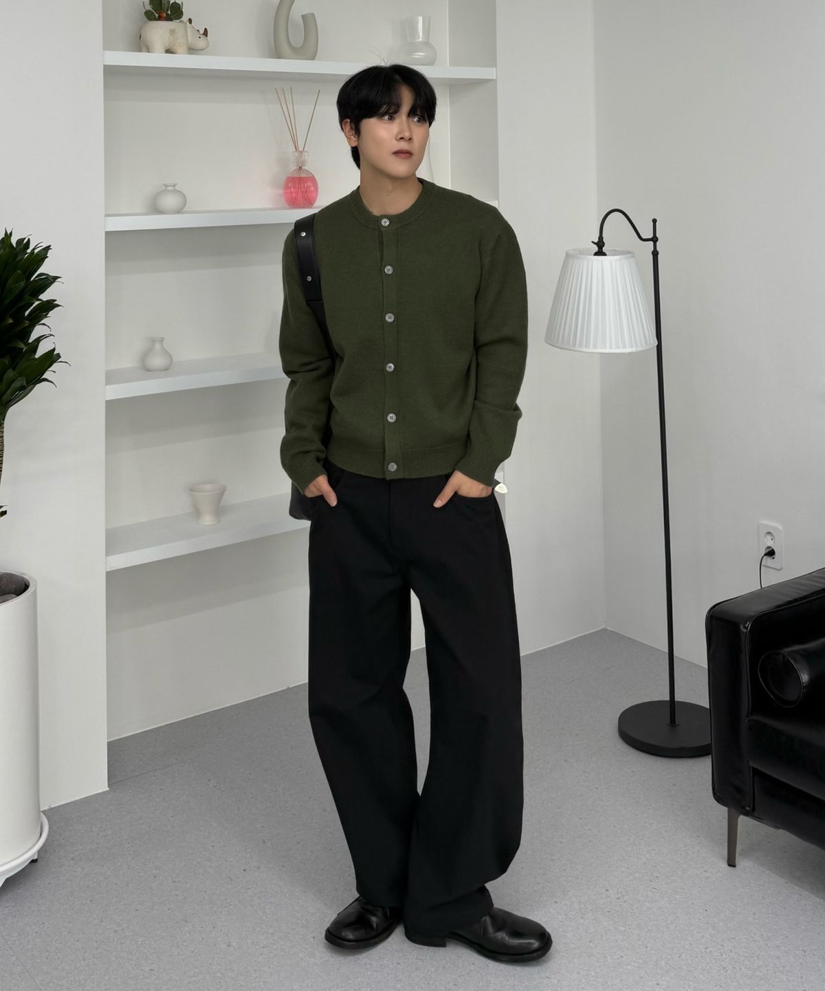 효지(HYOJI) FW 워셔블 에센셜 라운드 크롭 니트 가디건 (7컬러)