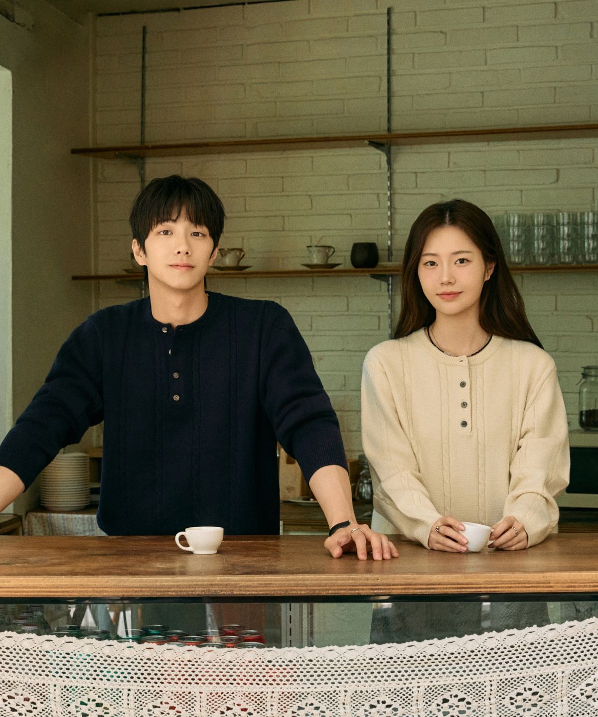 효지(HYOJI) FW 워셔블 케이블 크롭 헨리넥 니트 (8컬러)