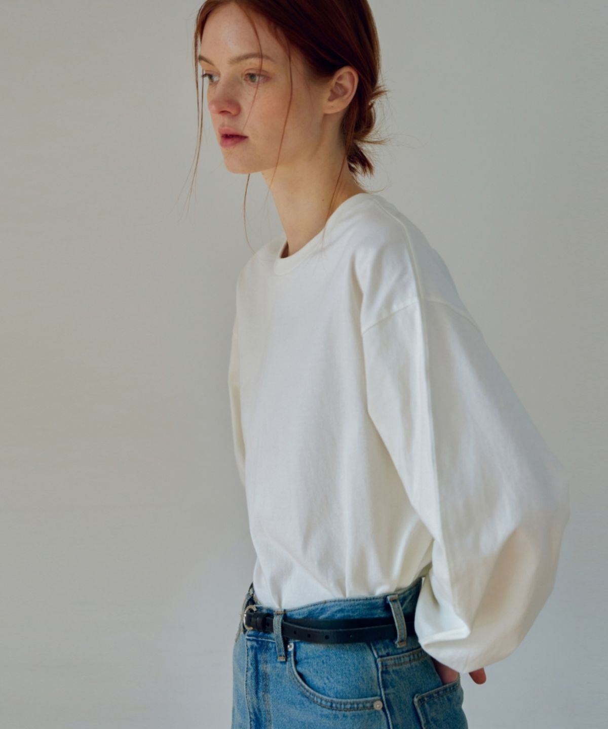 어나우트(UNNOUT) OVERSIZED VOLUME T-SHIRT  MARSHMALLOW