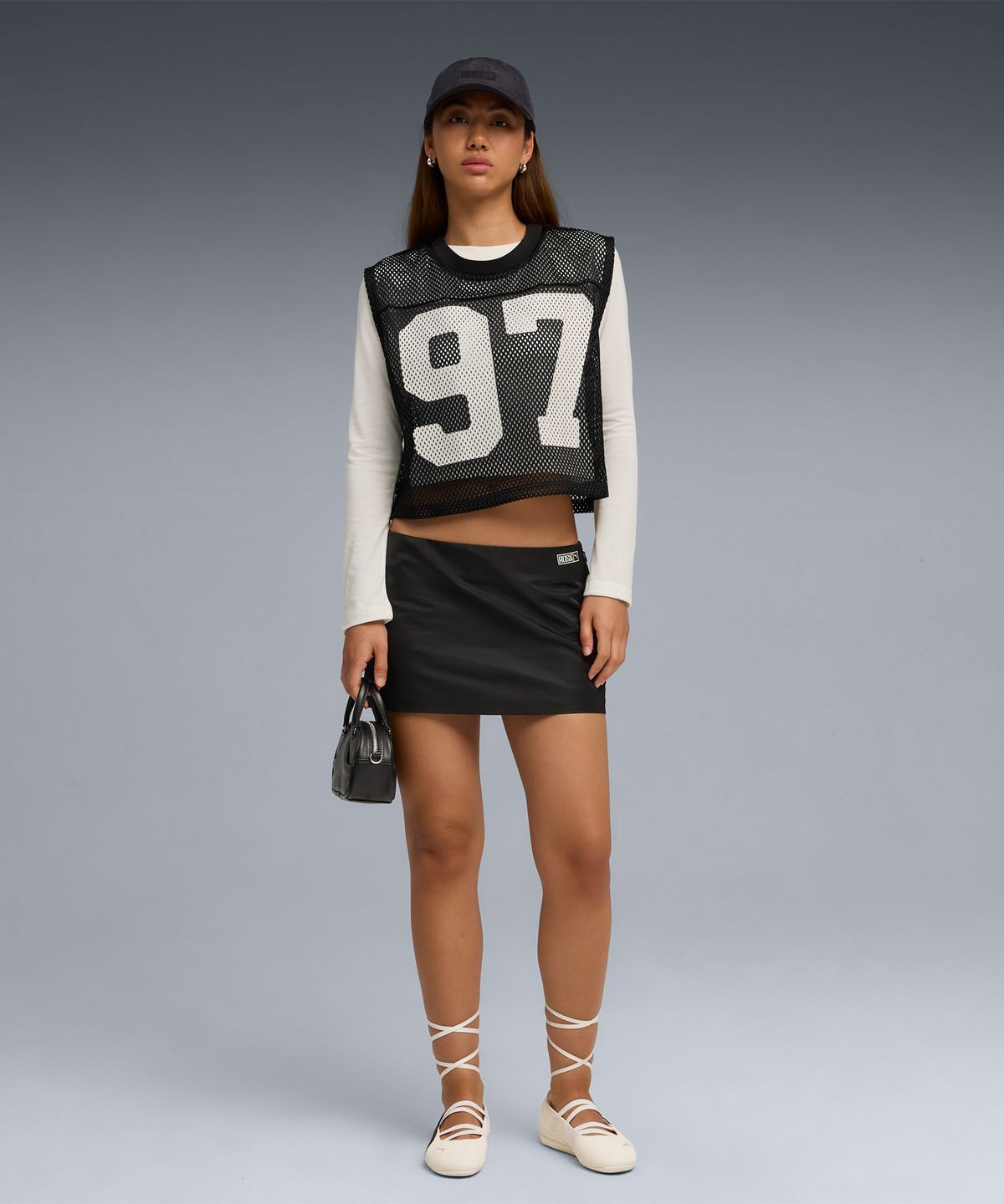 푸마(PUMA) 푸마 x 로제 슬림 마이크로 미니 스커트 WV - 블랙 / 633798-01