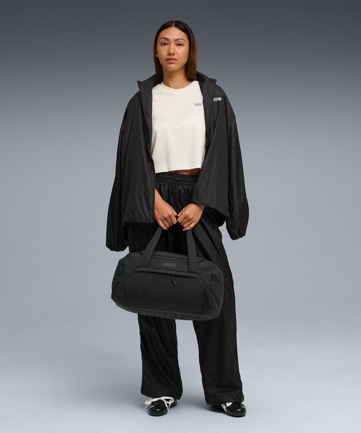 푸마(PUMA) 푸마 x 로제 릴렉스드 티 - 웜 화이트 / 633806-77