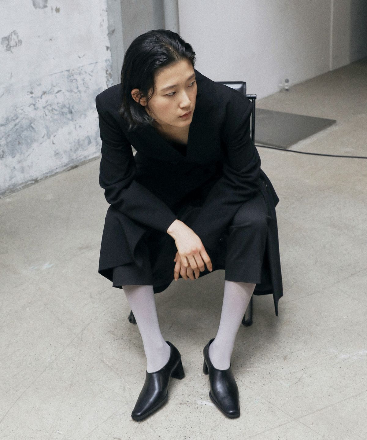 에퓨레(EPURE) ROBE Square Pumps (2color)