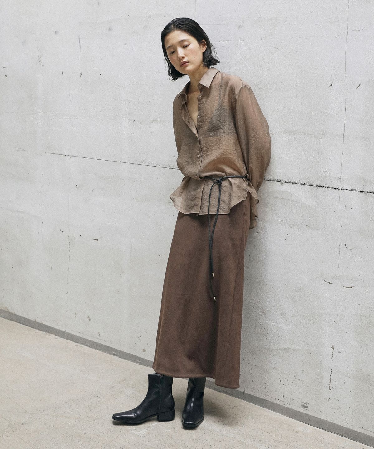 에퓨레(EPURE) HAUN Square Ankle Boots (2color)