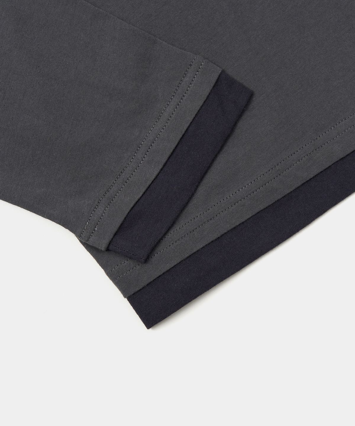 엑스컨테이너(EXCONTAINER) 빈티지 레이어드 롱 슬리브 (CHARCOAL)