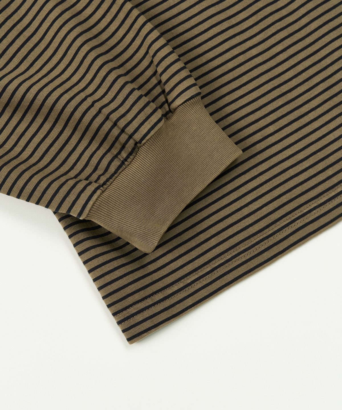 엑스컨테이너(EXCONTAINER) 빈티지 피그먼트 스트라이프 롱 슬리브 (DEEP BEIGE)