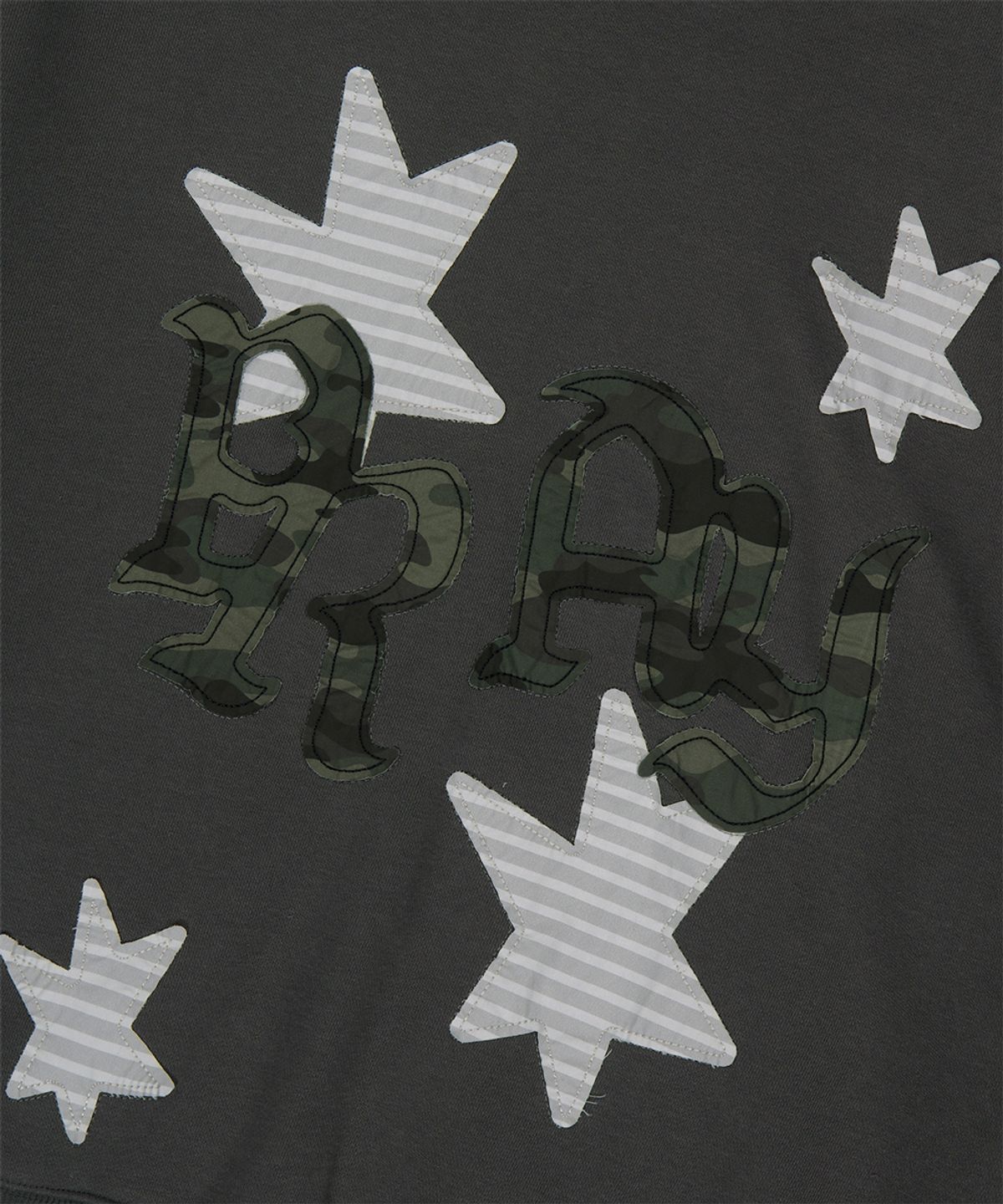 마하그리드(MAHAGRID) PRAY APPLIQUE ZIP UP HOODIE CHARCOAL(MG2FFMM495A)