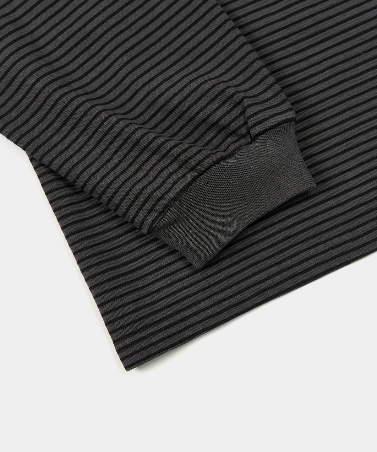 엑스컨테이너(EXCONTAINER) 빈티지 피그먼트 스트라이프 롱 슬리브 (CHARCOAL)