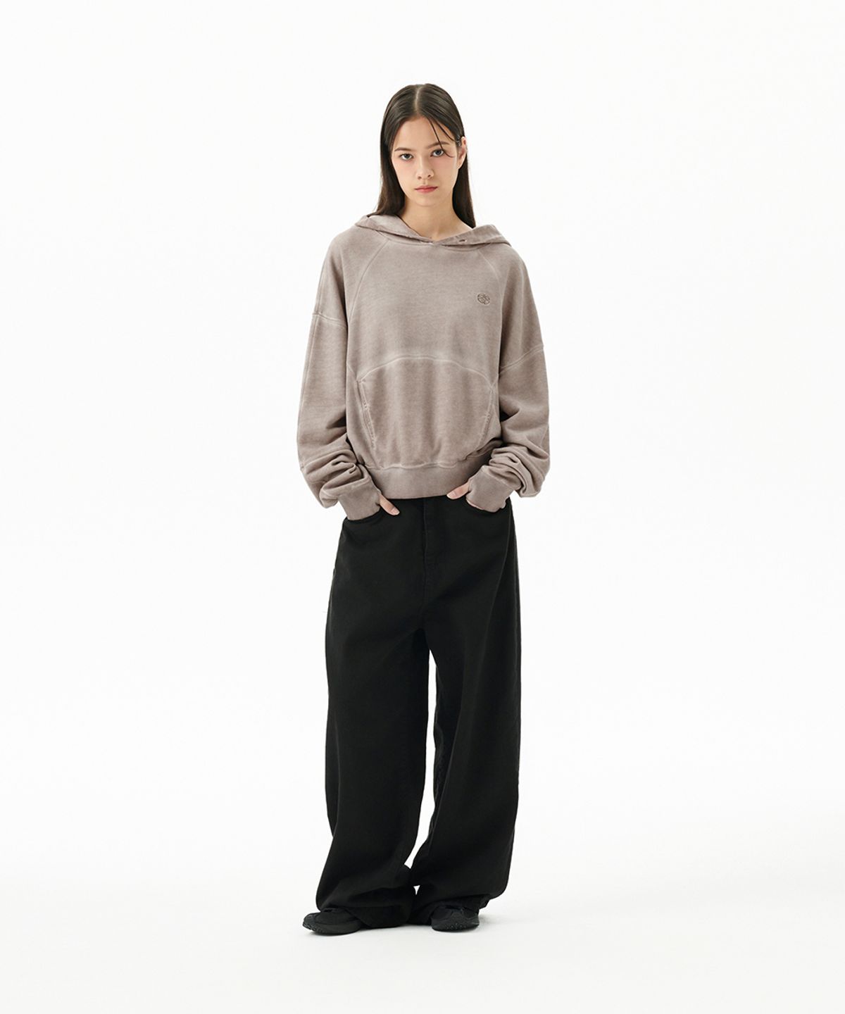 마하그리드(MAHAGRID) DYED CURVED SEAM CROP HOODIE BEIGE(MG2FFFM417A)