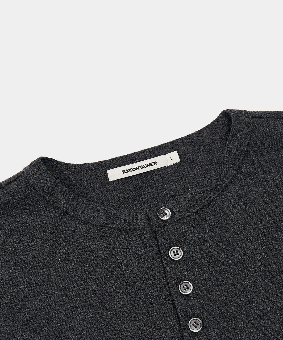 엑스컨테이너(EXCONTAINER) 헨리넥 와플 롱 슬리브 (CHARCOAL)