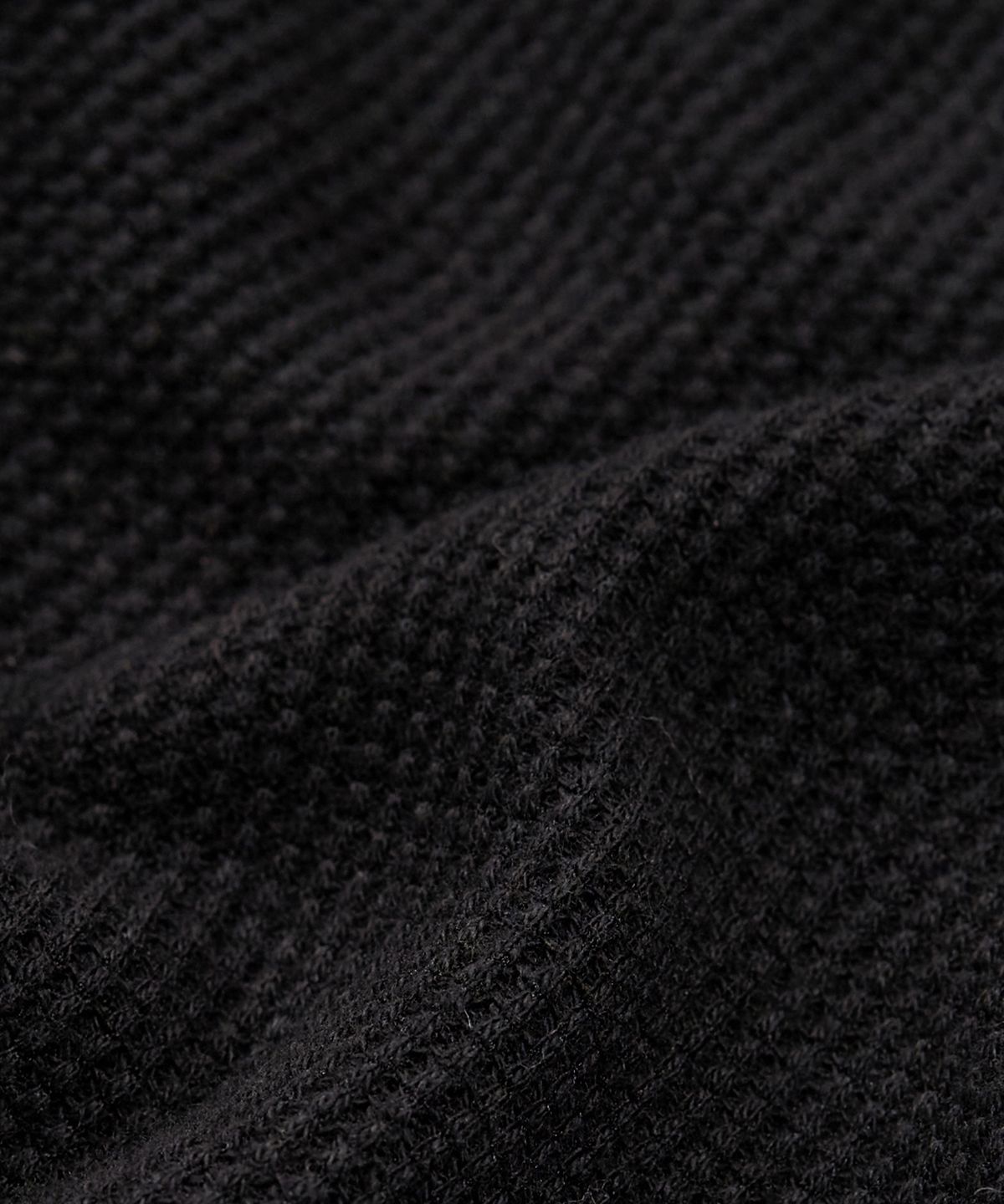 엑스컨테이너(EXCONTAINER) 헨리넥 와플 롱 슬리브 (BLACK)