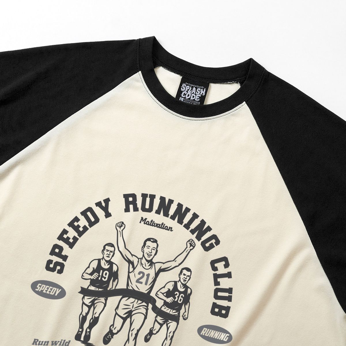 스플래시코드(SPLASHCODE) 래글런 롱슬리브 크림 - 스피디 런닝 클럽(Speedy Running Club)
