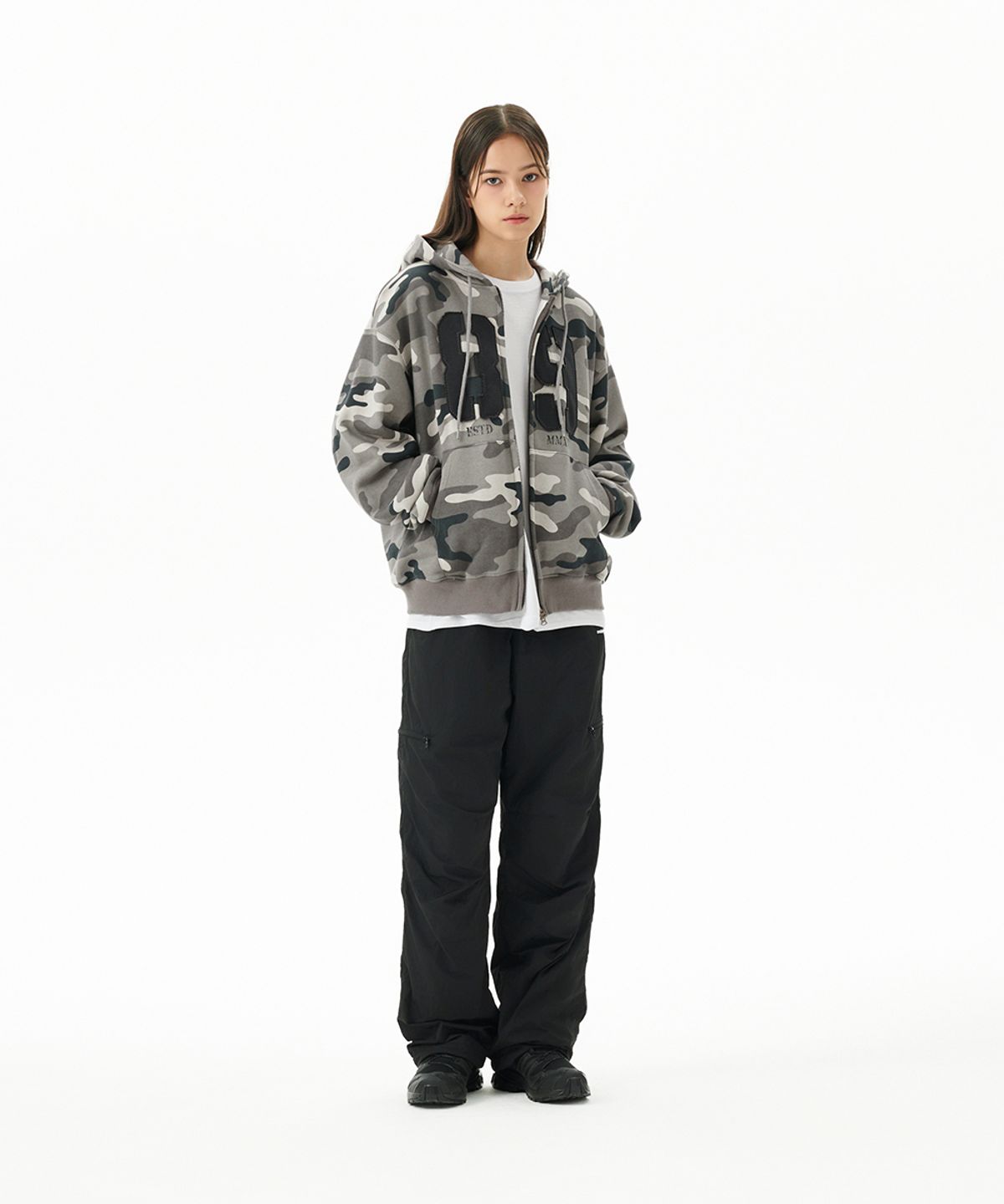 마하그리드(MAHAGRID) CAMO APPLIQUE ZIP UP HOODIE GREY(MG2FFMM499A)