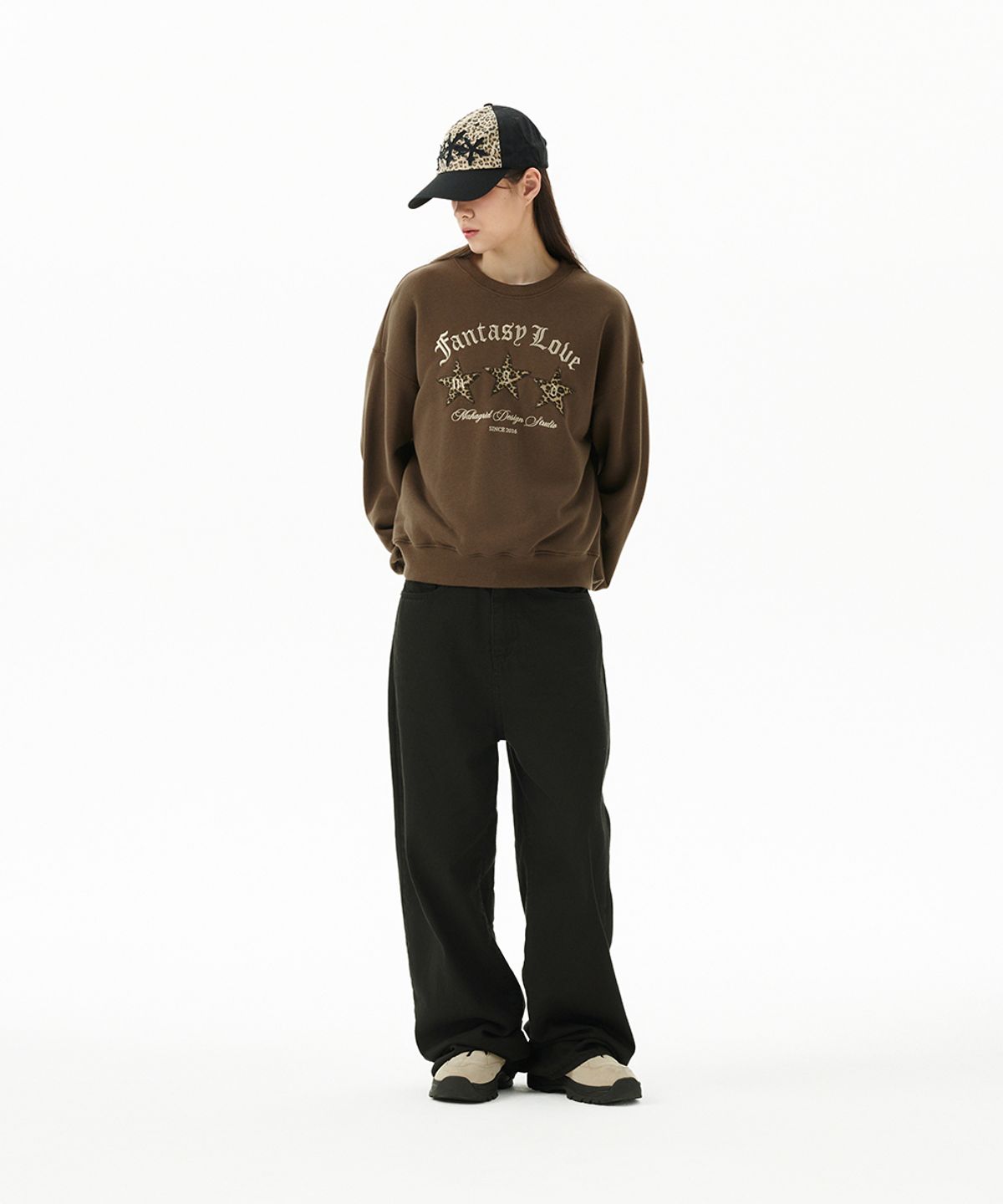 마하그리드(MAHAGRID) FANTASY LOVE SWEAT SHIRTS BROWN(MG2FFFM473A)