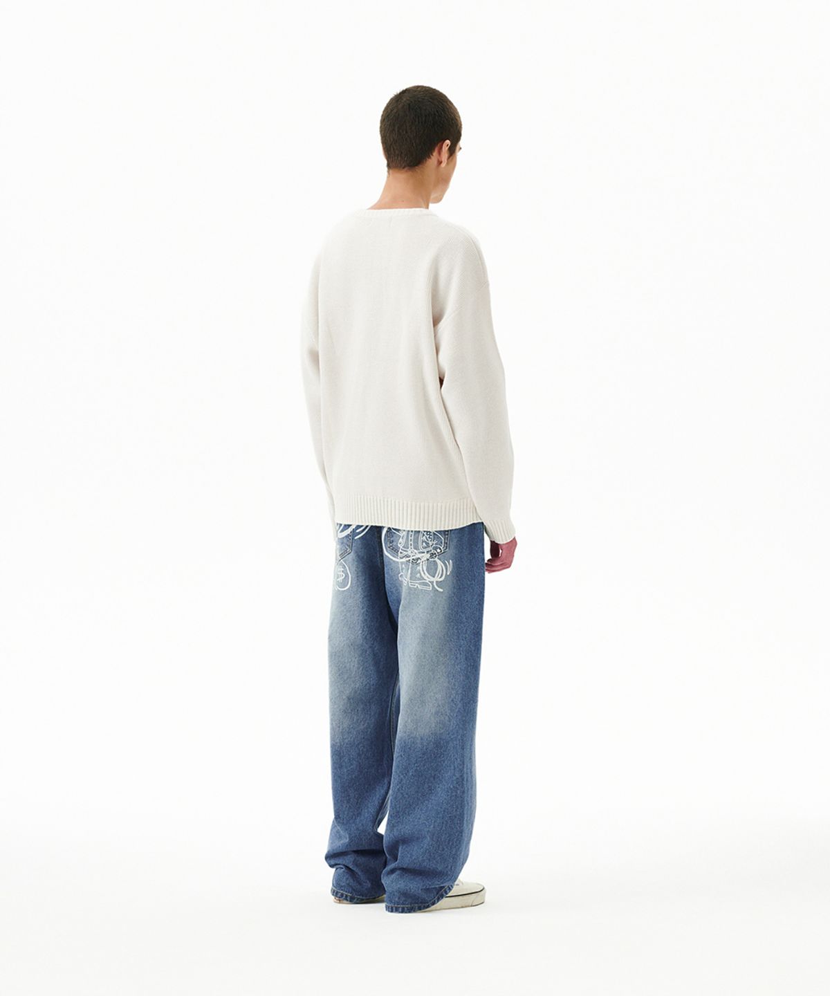 마하그리드(MAHAGRID) BACK LOGO WASHED DENIM PANT BLUE(MG2FFMD112A)