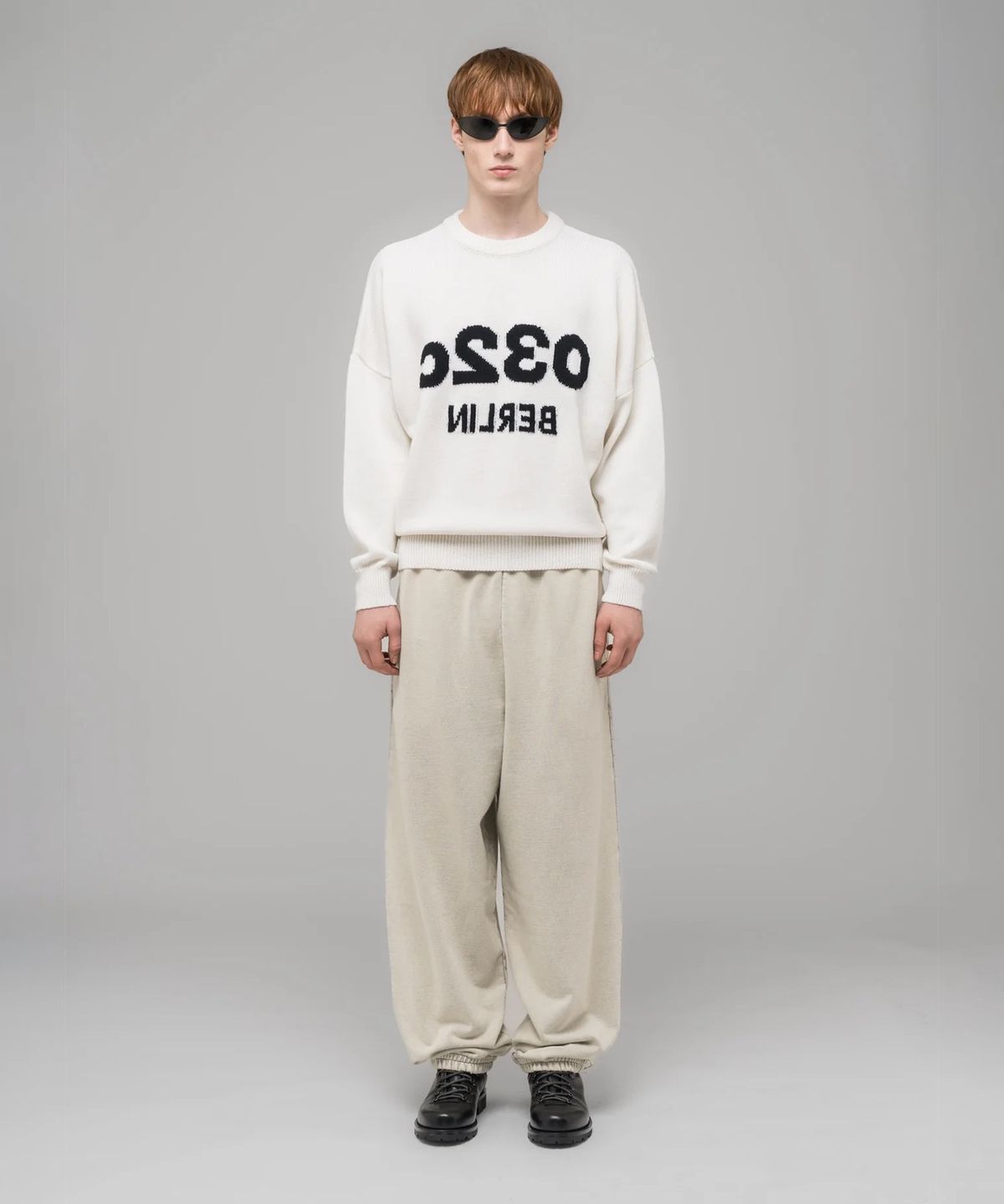 032씨(032C) (U) 셀피 스웨터 화이트/블랙 SELFIE SWEATER WHITE/ BLACK