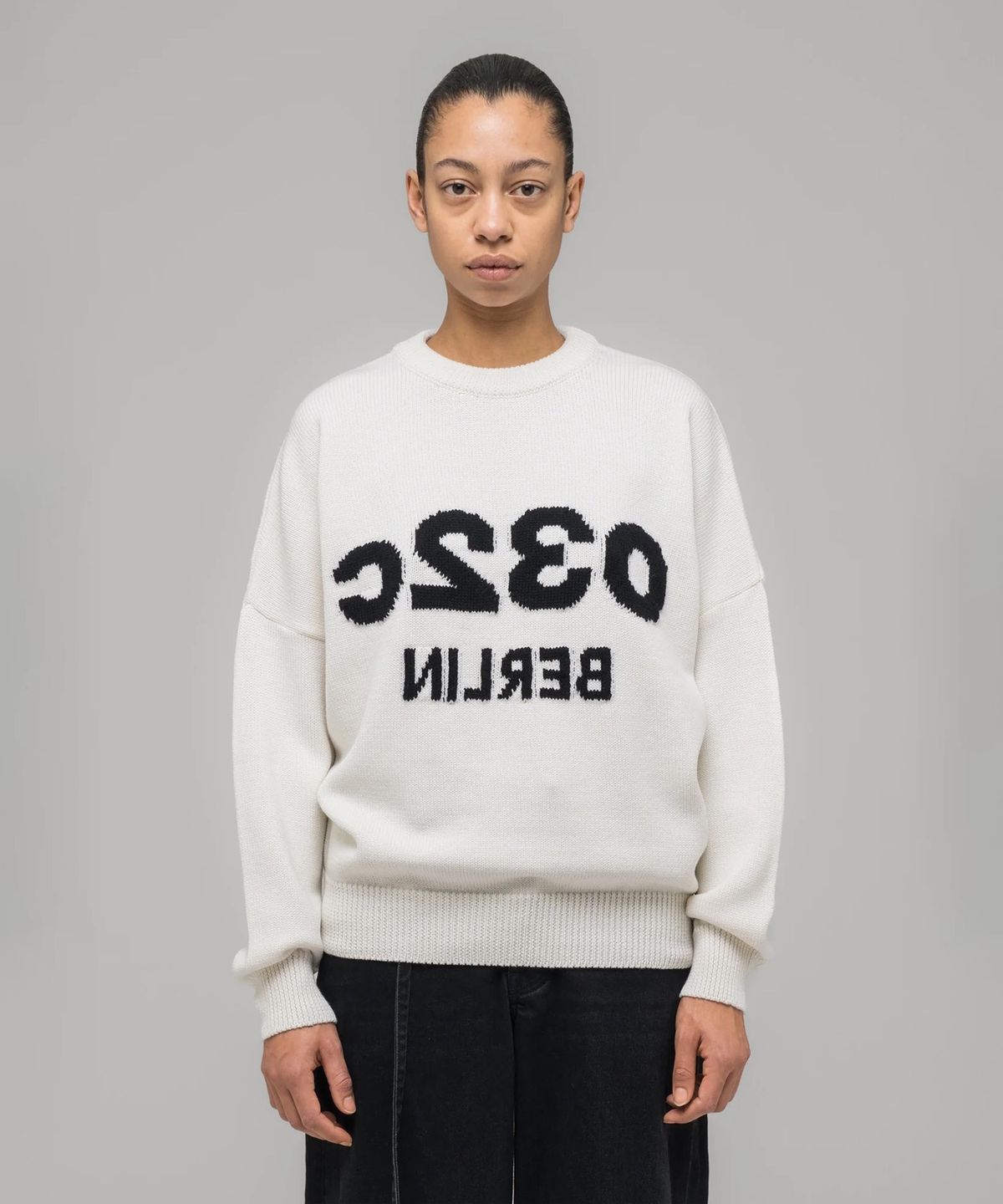 032씨(032C) (U) 셀피 스웨터 화이트/블랙 SELFIE SWEATER WHITE/ BLACK