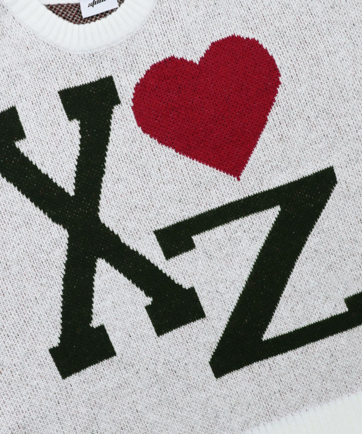 엑스톤즈(XTONZ) XTK167 러브 헤어리 풀오버 니트 (WHITE)