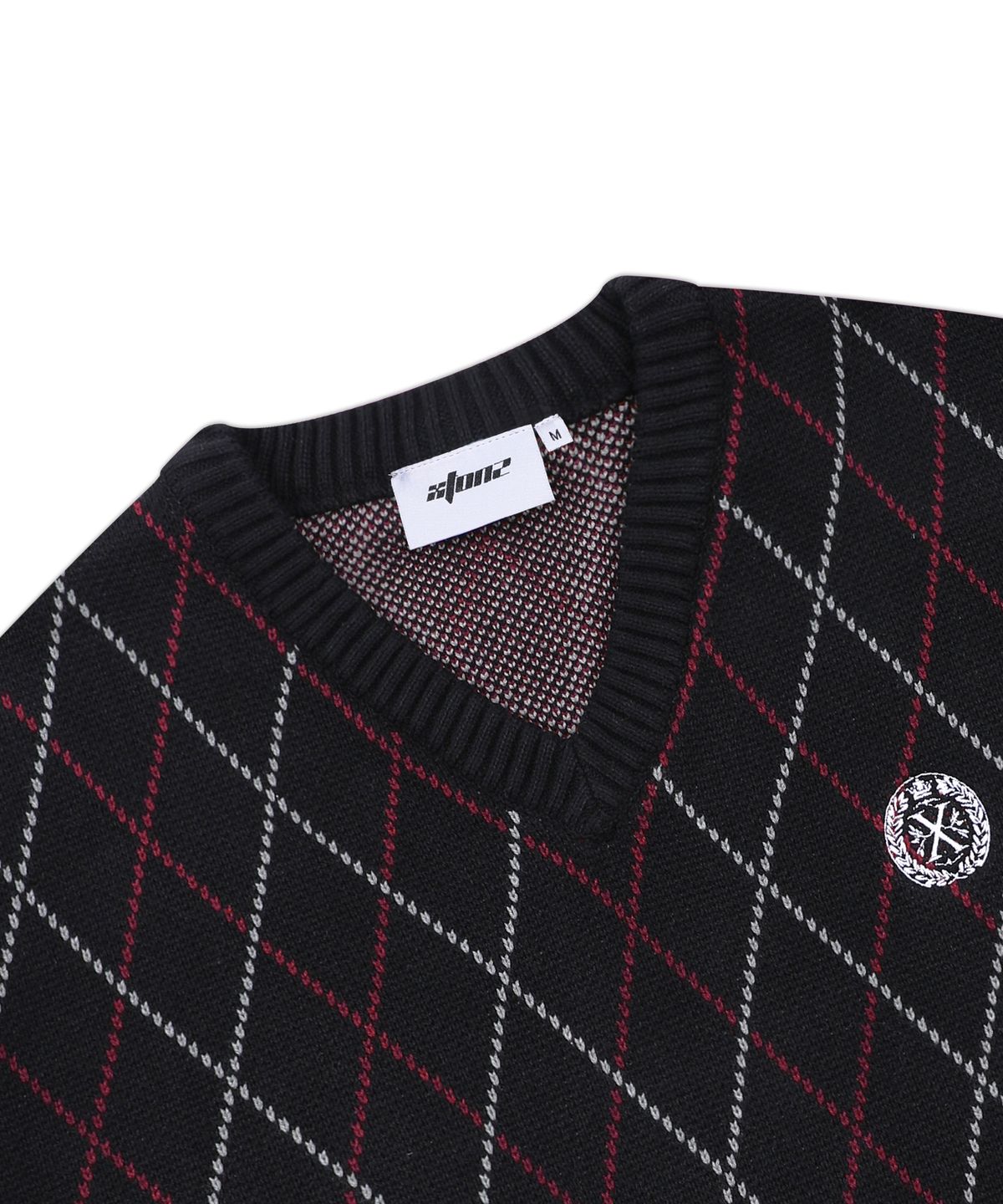 엑스톤즈(XTONZ) XTK171 아가일 브이넥 풀오버 니트 (BLACK)