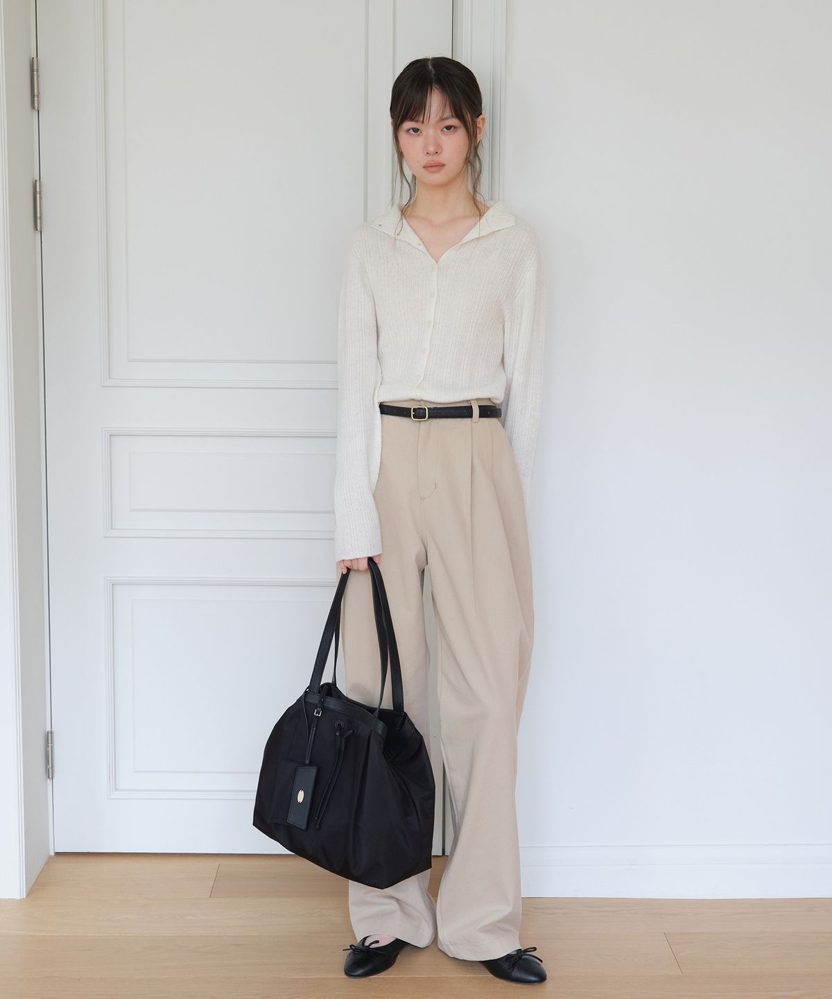 엽페(YUPPE) TUCKED COTTON PANTS_BEIGE
