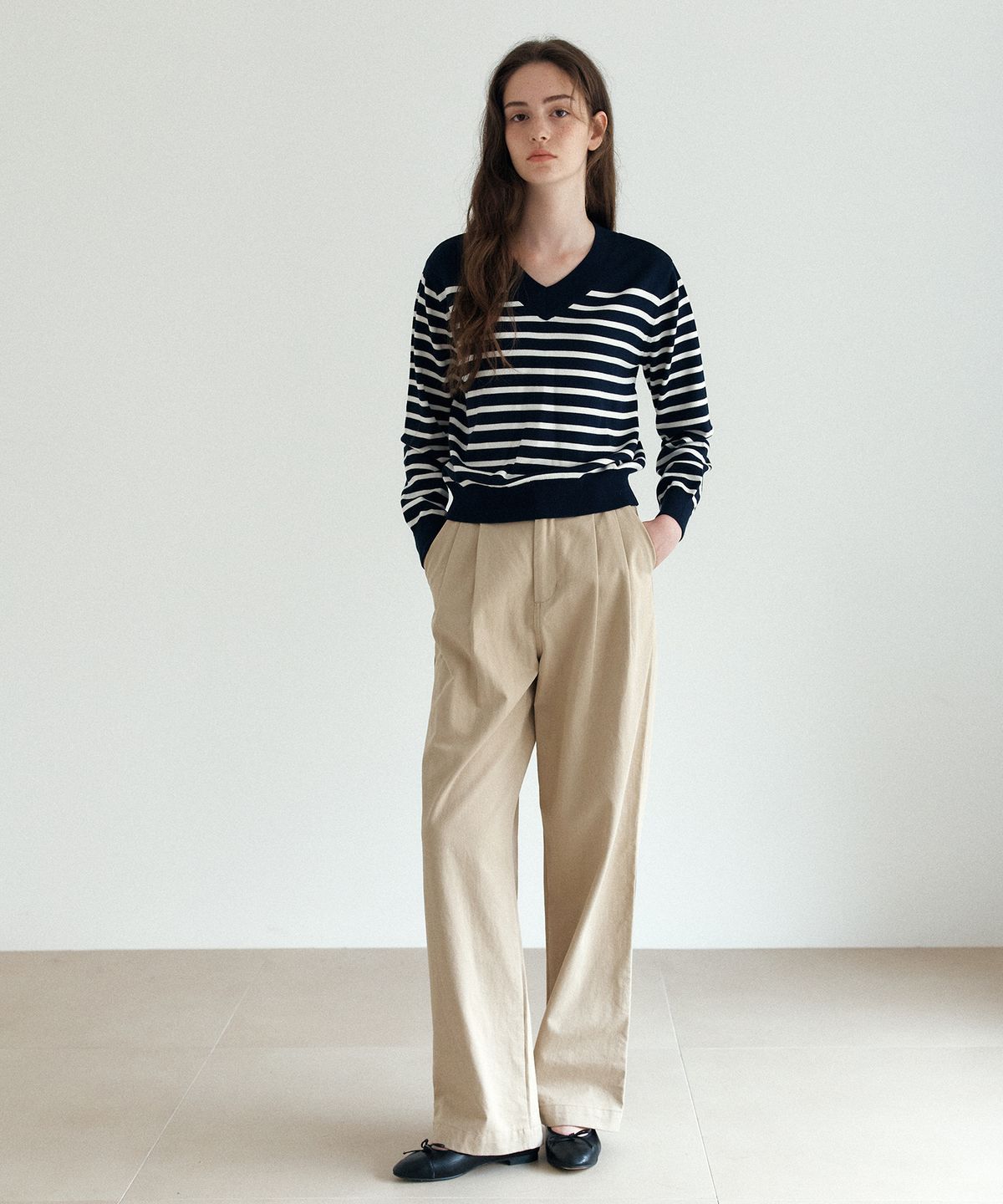 엽페(YUPPE) TUCKED COTTON PANTS_BEIGE