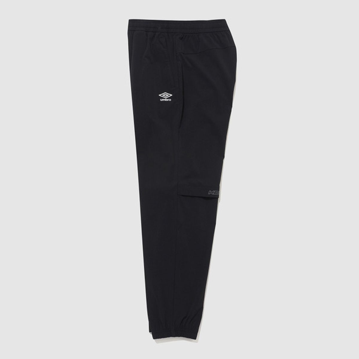 엄브로(UMBRO) 나이트런 베이직 조거 팬츠 블랙(UQ321SPT93)