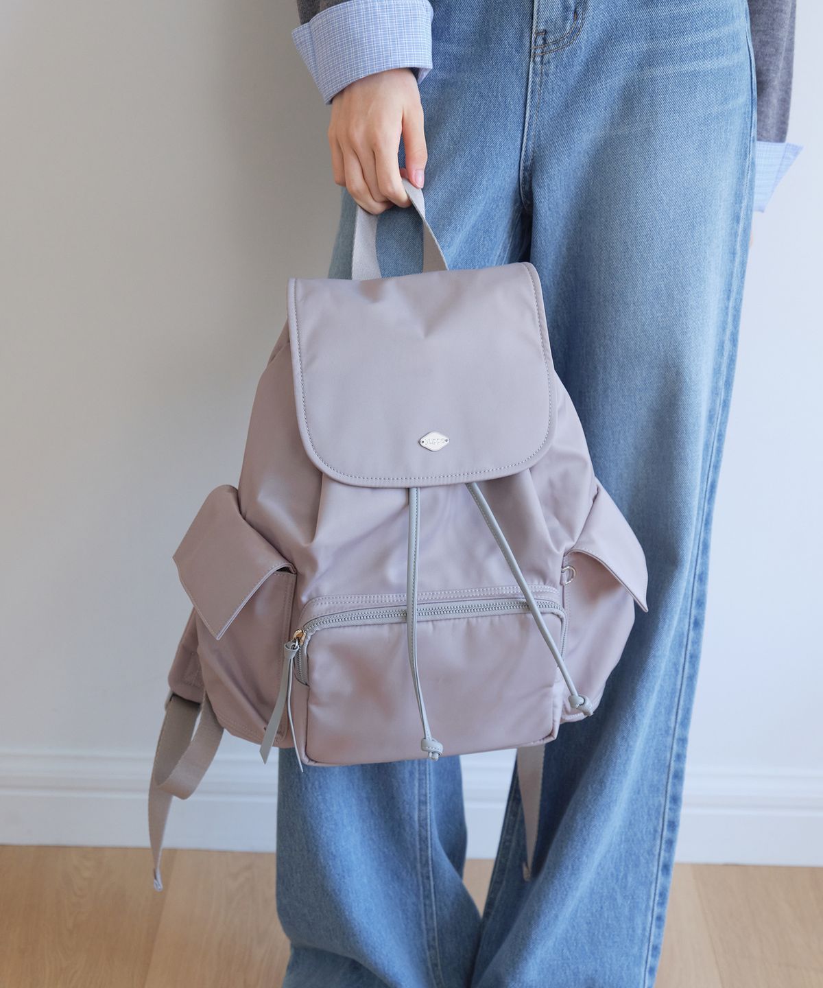 엽페(YUPPE) POCKET NYLON BACKPACK_LIGHT GRAY