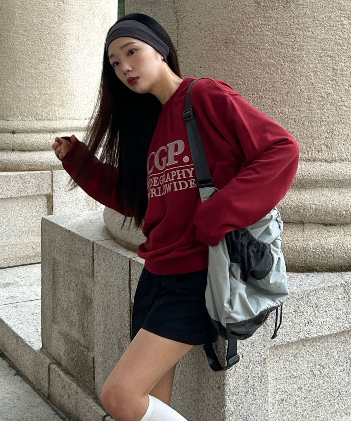 코드그라피(CGP) 스퀘어 로고 맨투맨_다크 레드
