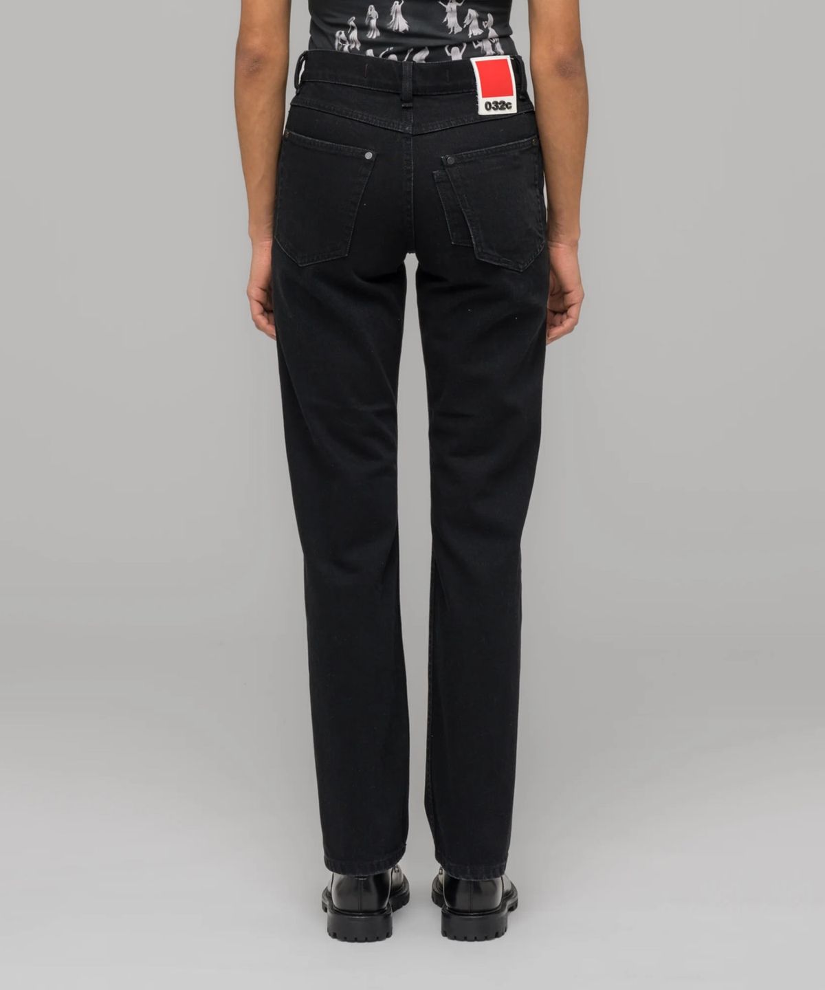 032씨(032C) (U) 25FW 다운 투 어스 스트레이트 레그 진 워시드 블랙 DOWN TO EARTH STRAIGHT LEG JEAN WASHED BLACK