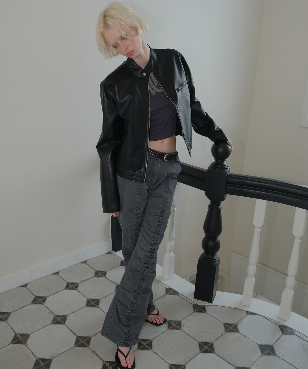 큐리티(CURETTY) C SHIRRING DETAIL PANTS_CHARCOAL