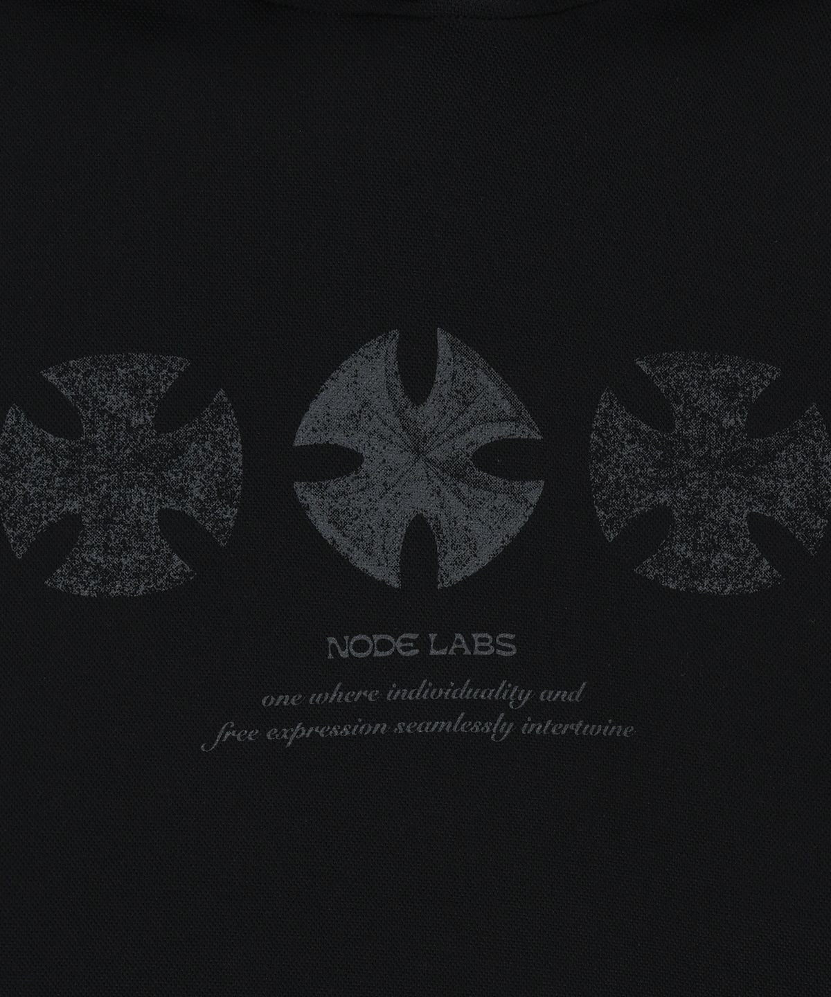 노드랩스(NODE LABS) DEV:7 고딕 크로스 그래픽 후드 티셔츠_블랙