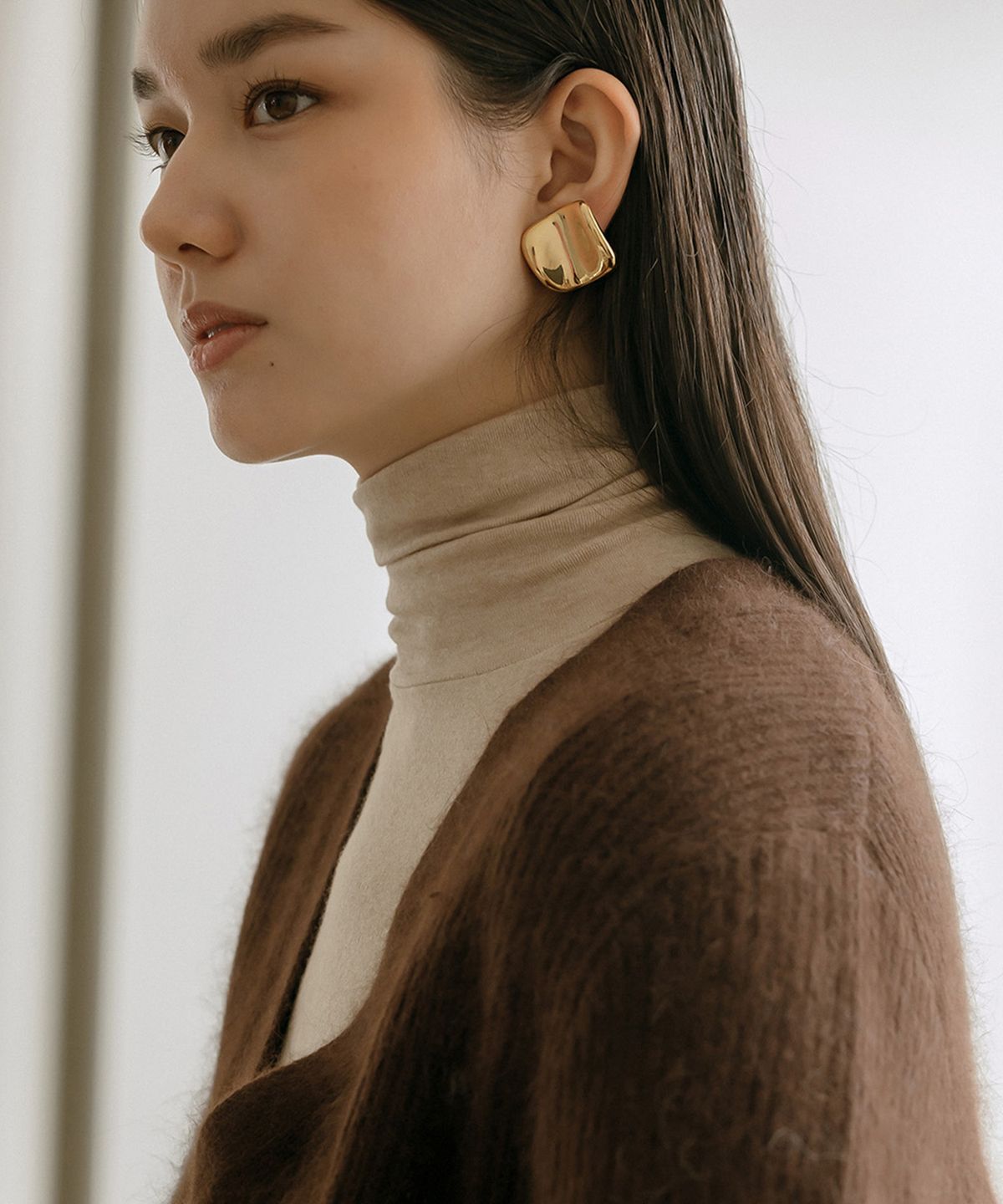 메이버유(MAYVERU) Lenna wool turtleneck t-shirt _ Beige
