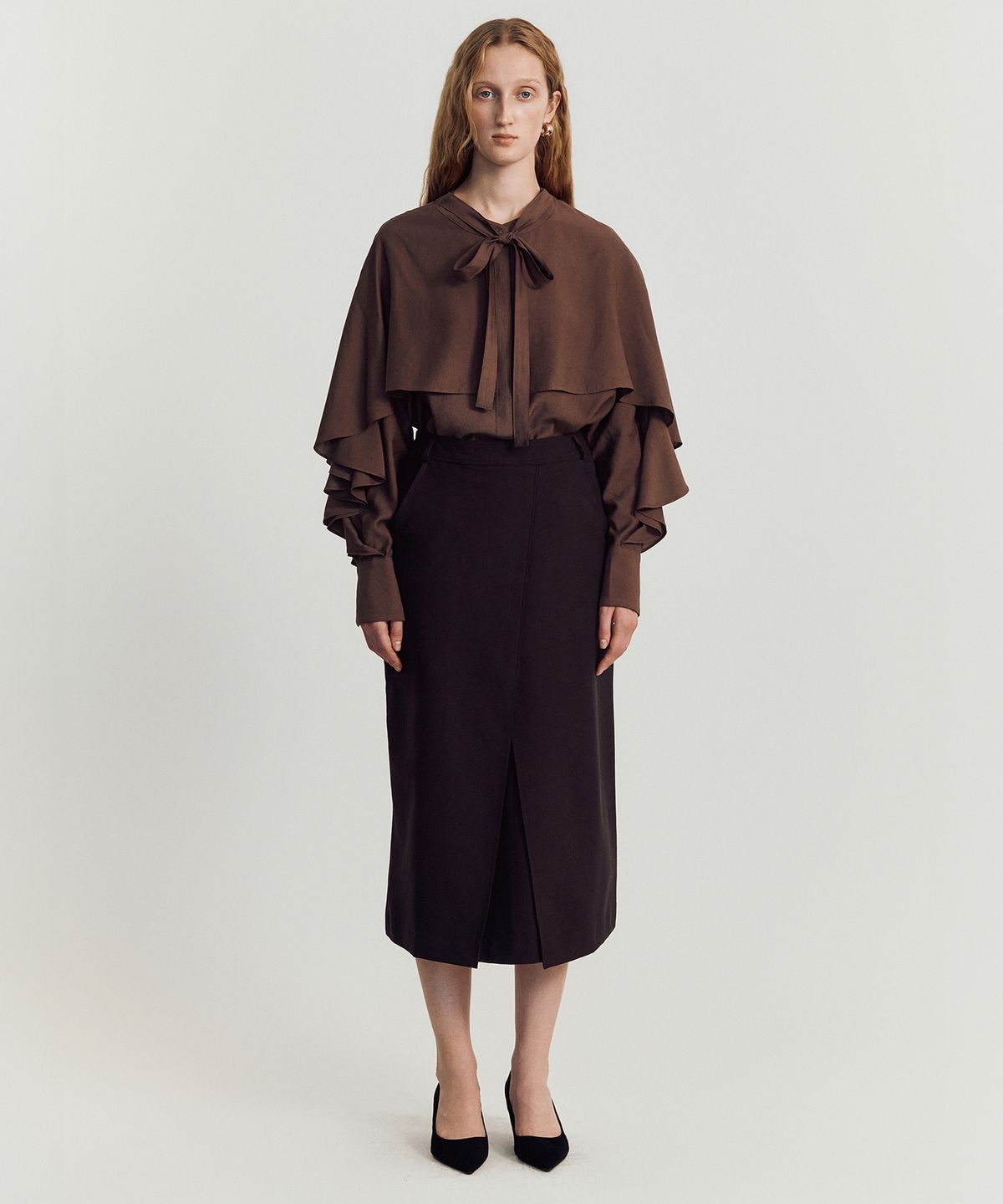 메이버유(MAYVERU) Nadi Cape Blouse _ Brown