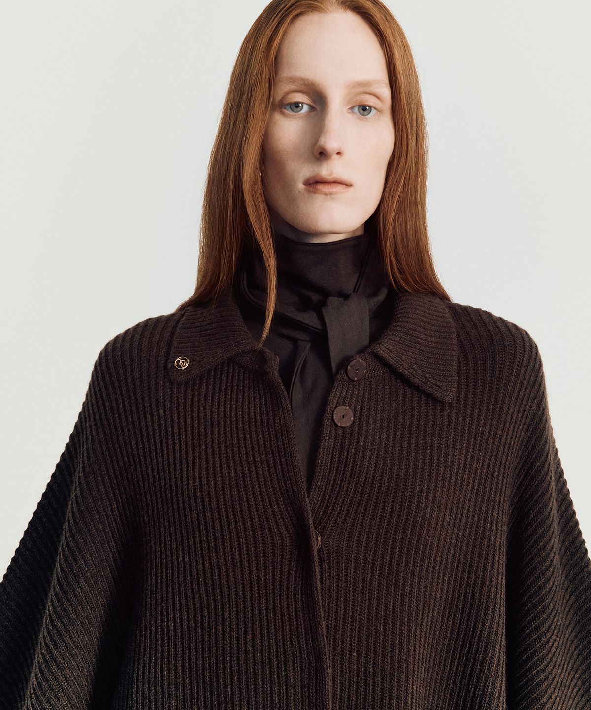 메이버유(MAYVERU) Roddie Cape Knit jacket _ Brown
