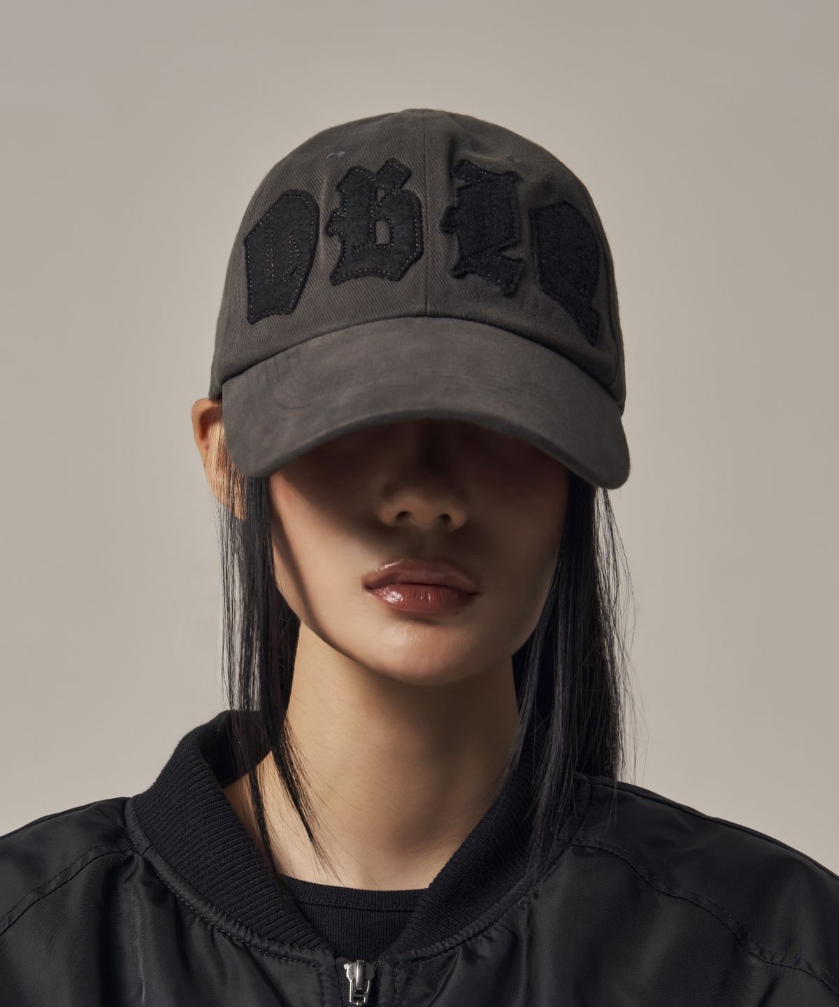 아이돈워너셀(IDWS) Oblique Sector Maxi Cap Charcoal
