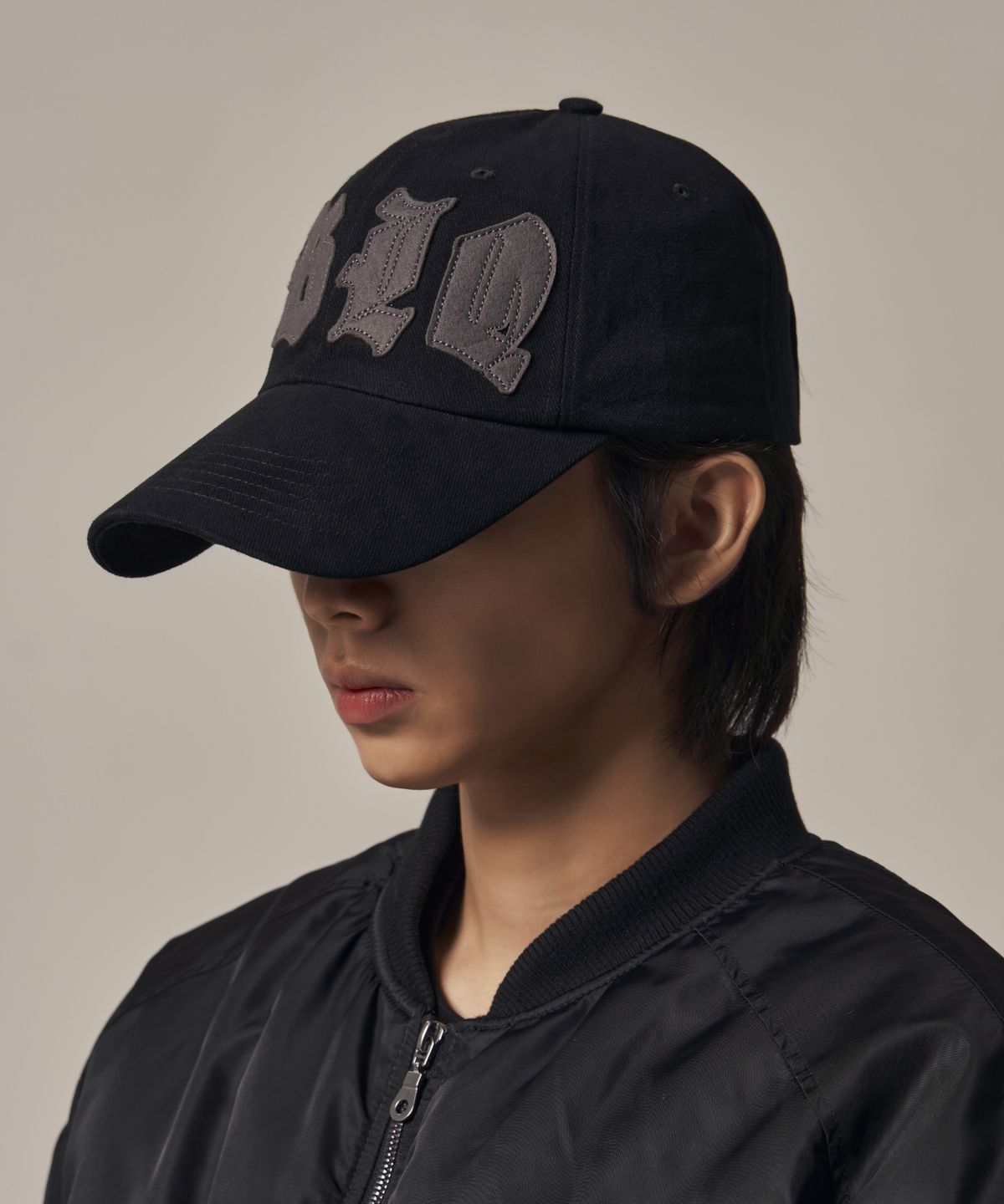 아이돈워너셀(IDWS) Oblique Sector Maxi Cap Black