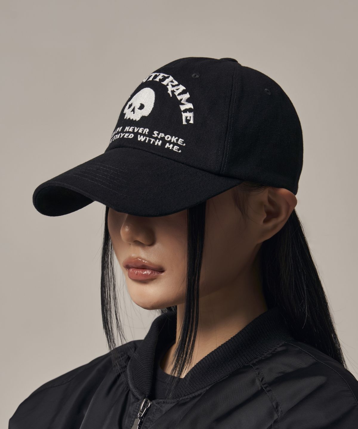 아이돈워너셀(IDWS) Silent Frame Maxi Cap Black