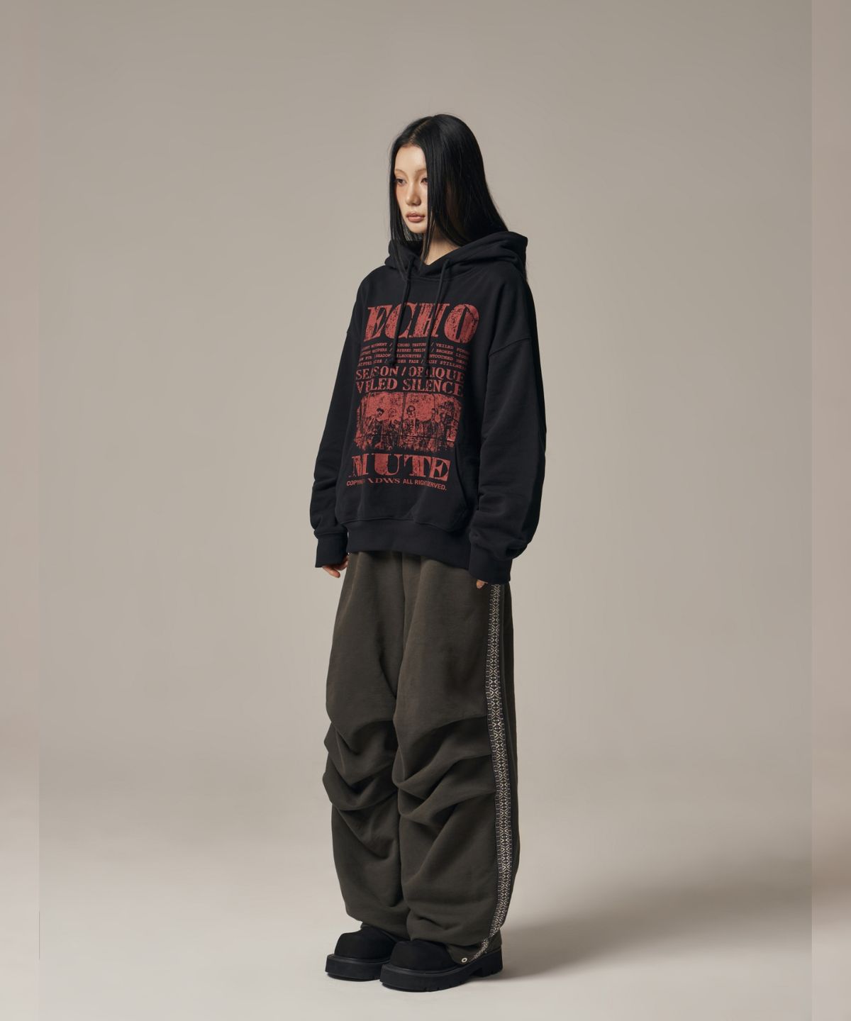 아이돈워너셀(IDWS) Hertz Track Line Pants Charcoal