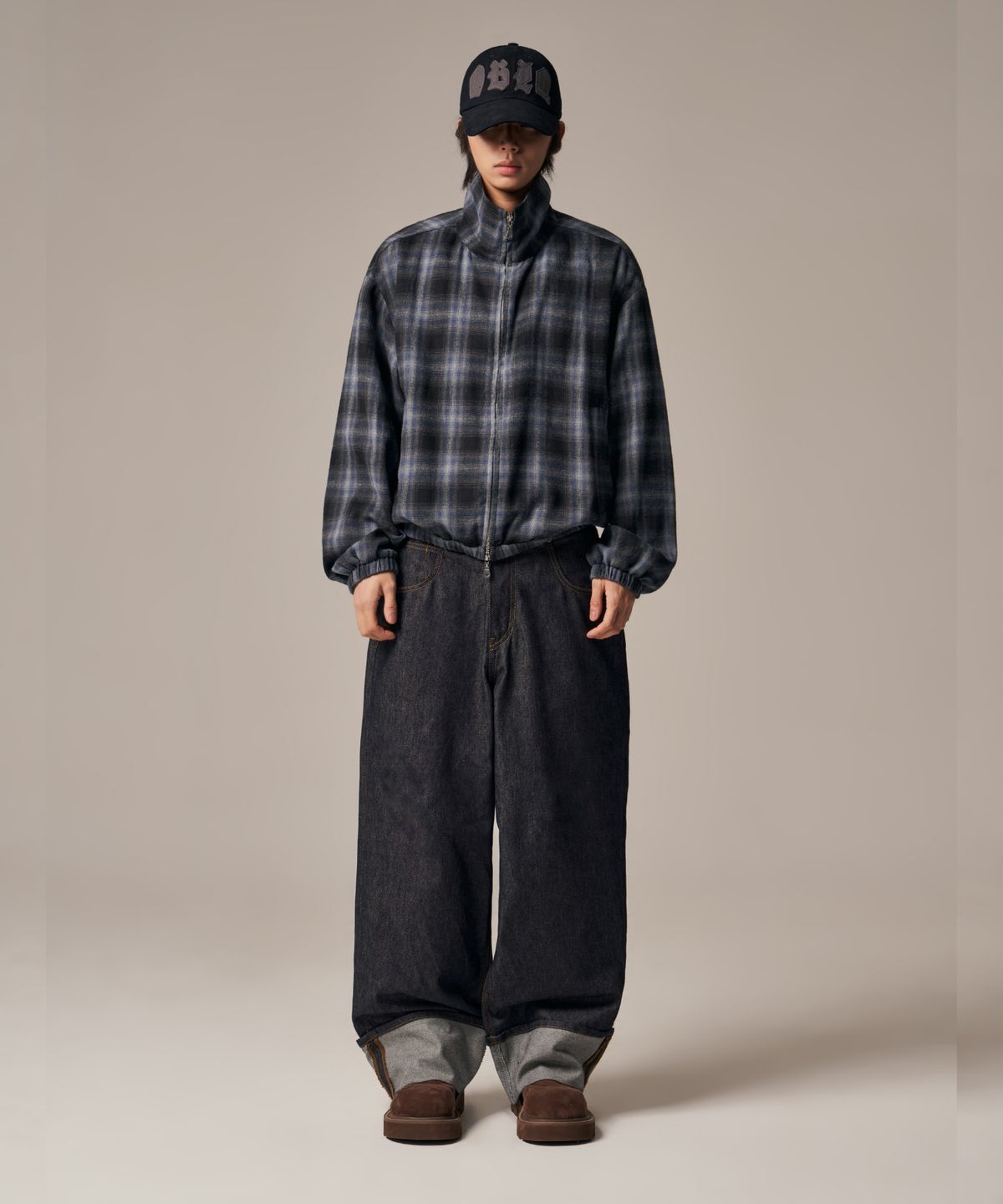 아이돈워너셀(IDWS) Bolly Roll Up Raw Denim Pants Indigo