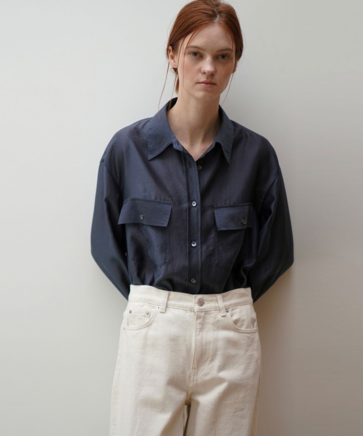 어나우트(UNNOUT) OVERSIZED SHEER SHIRT CLOUDY NAVY